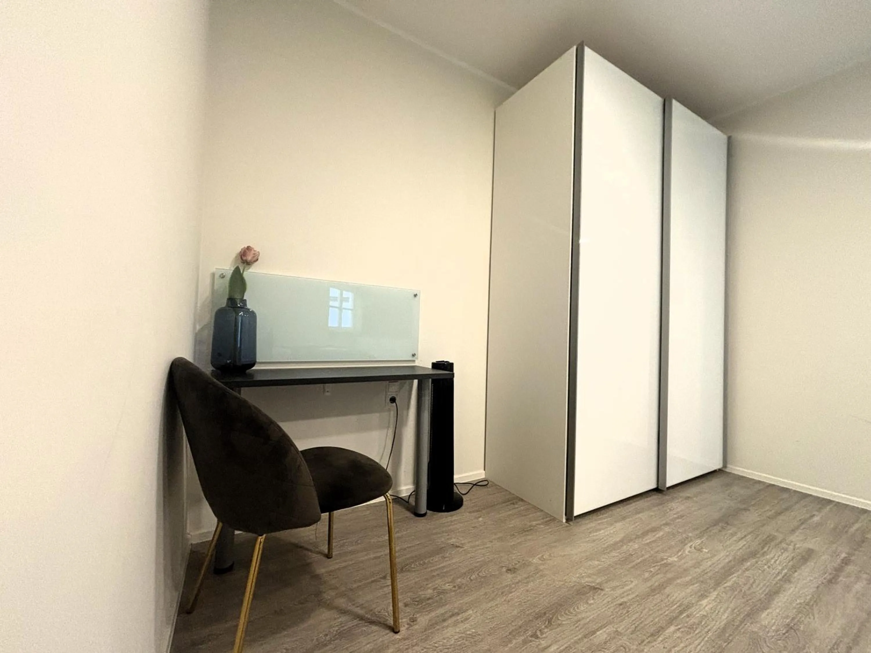 Seating area in Simplex Stays Hotel Quartier 8 - Digital Access