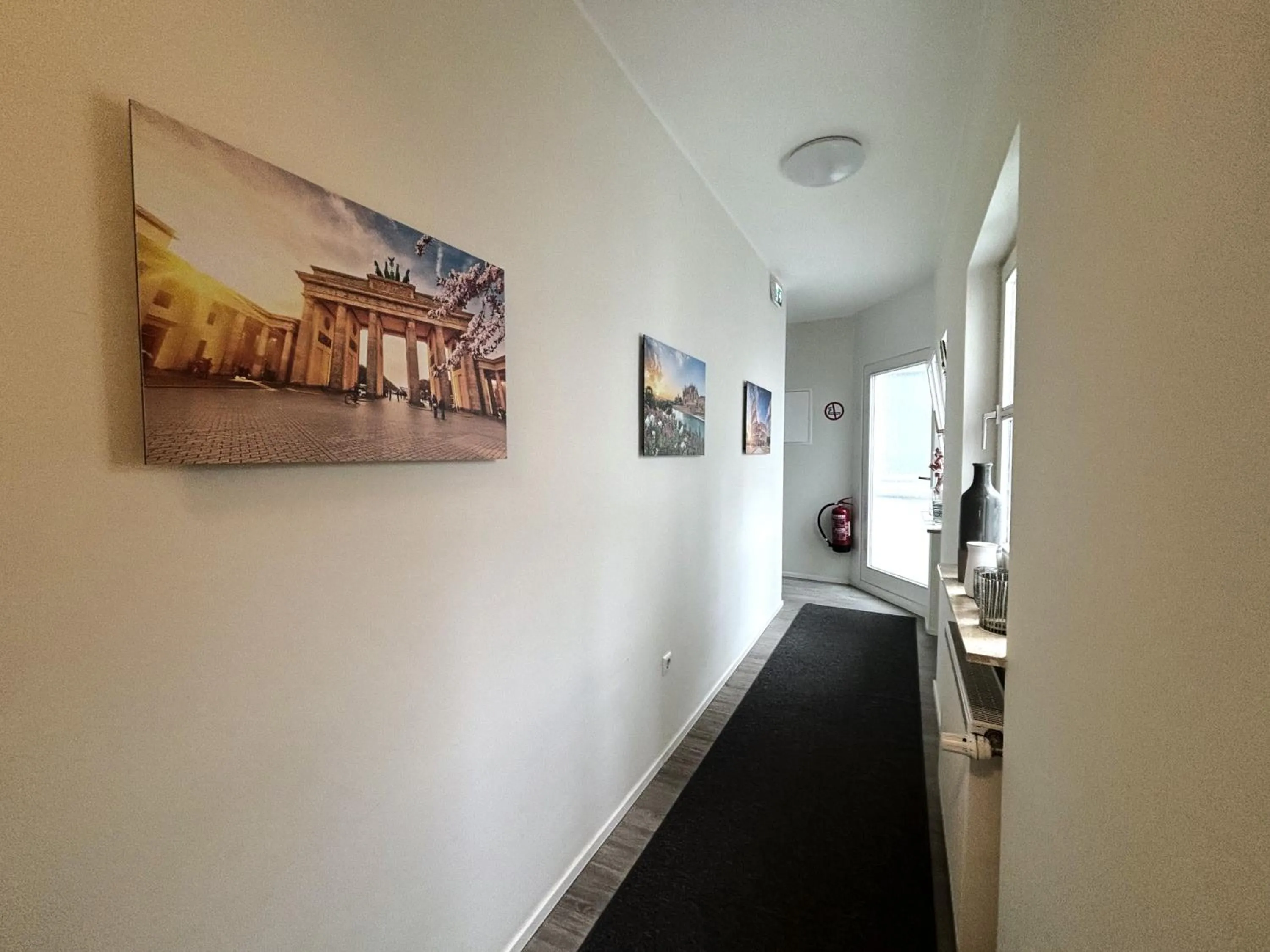 Decorative detail in Simplex Stays Hotel Quartier 8 - Digital Access