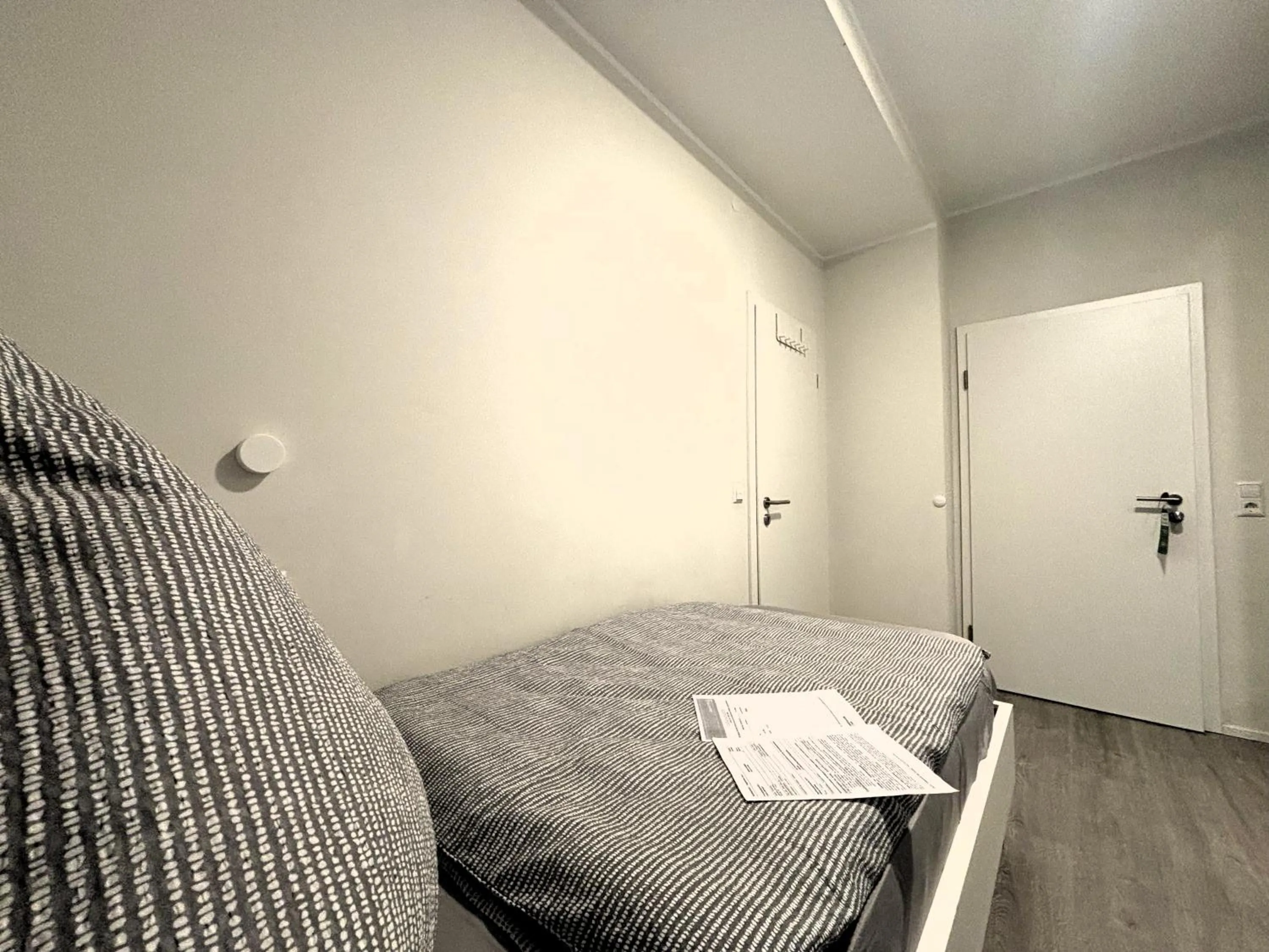 Photo of the whole room, Bed in Simplex Stays Hotel Quartier 8 - Digital Access