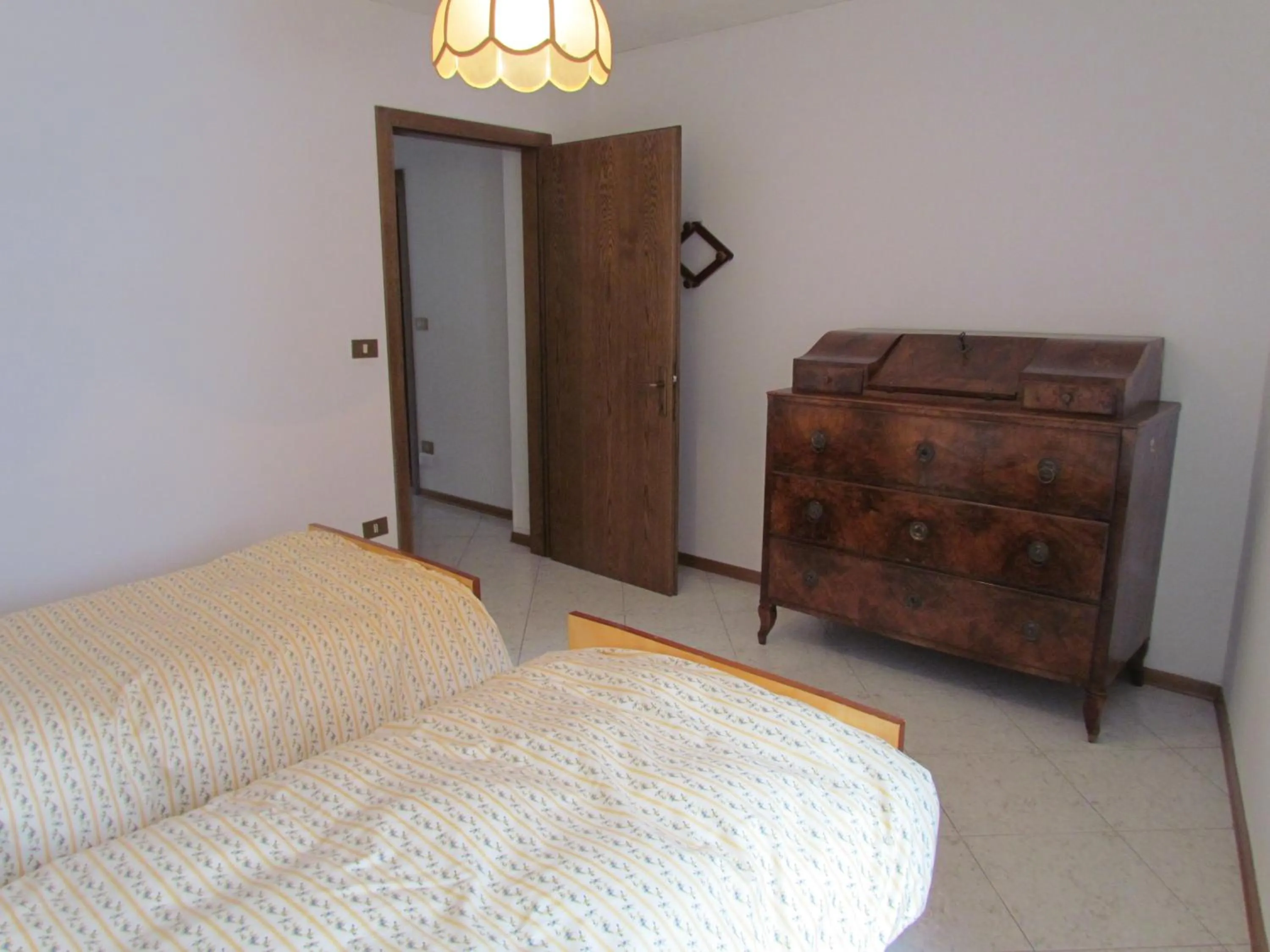 Bedroom, Bed in Appartamenti Rumo