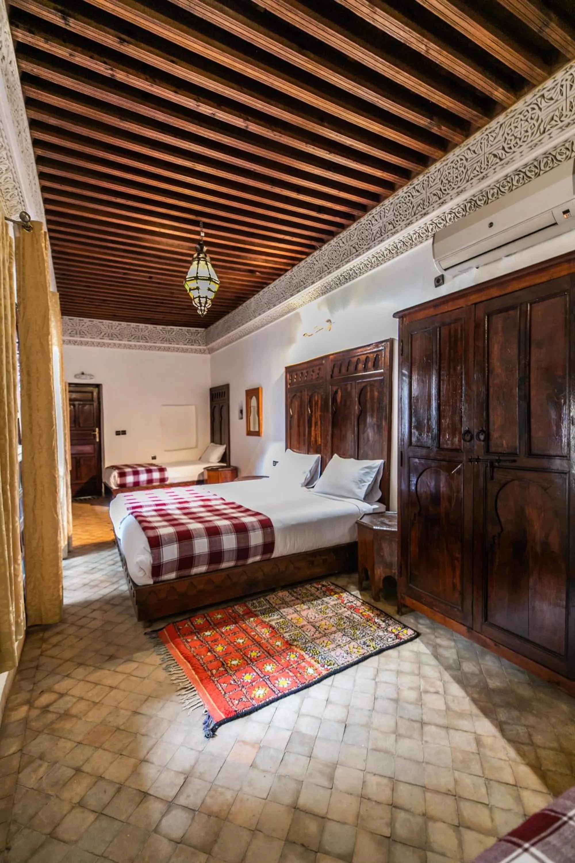 Photo of the whole room, Bed in Riad Fes Aicha & SPA