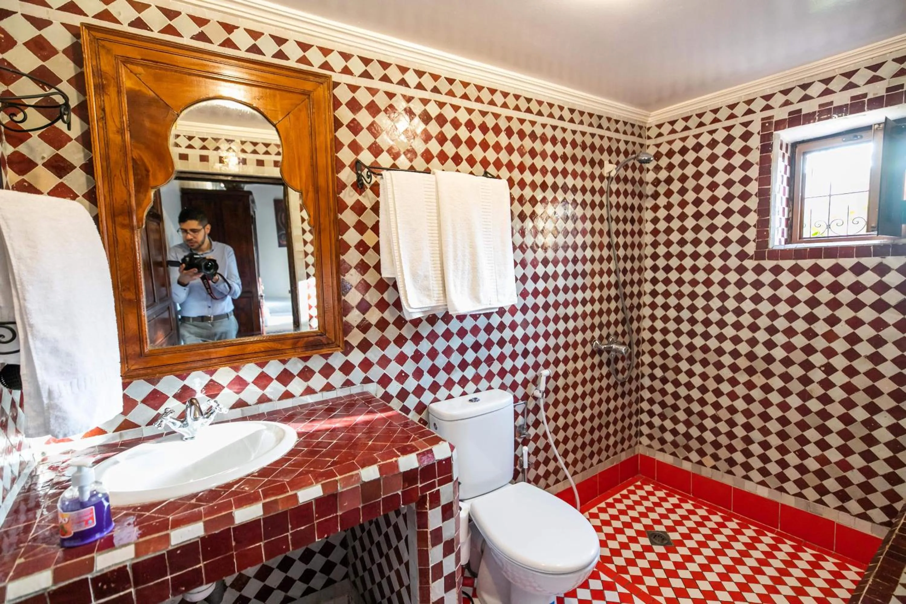 Bathroom in Riad Fes Aicha & SPA