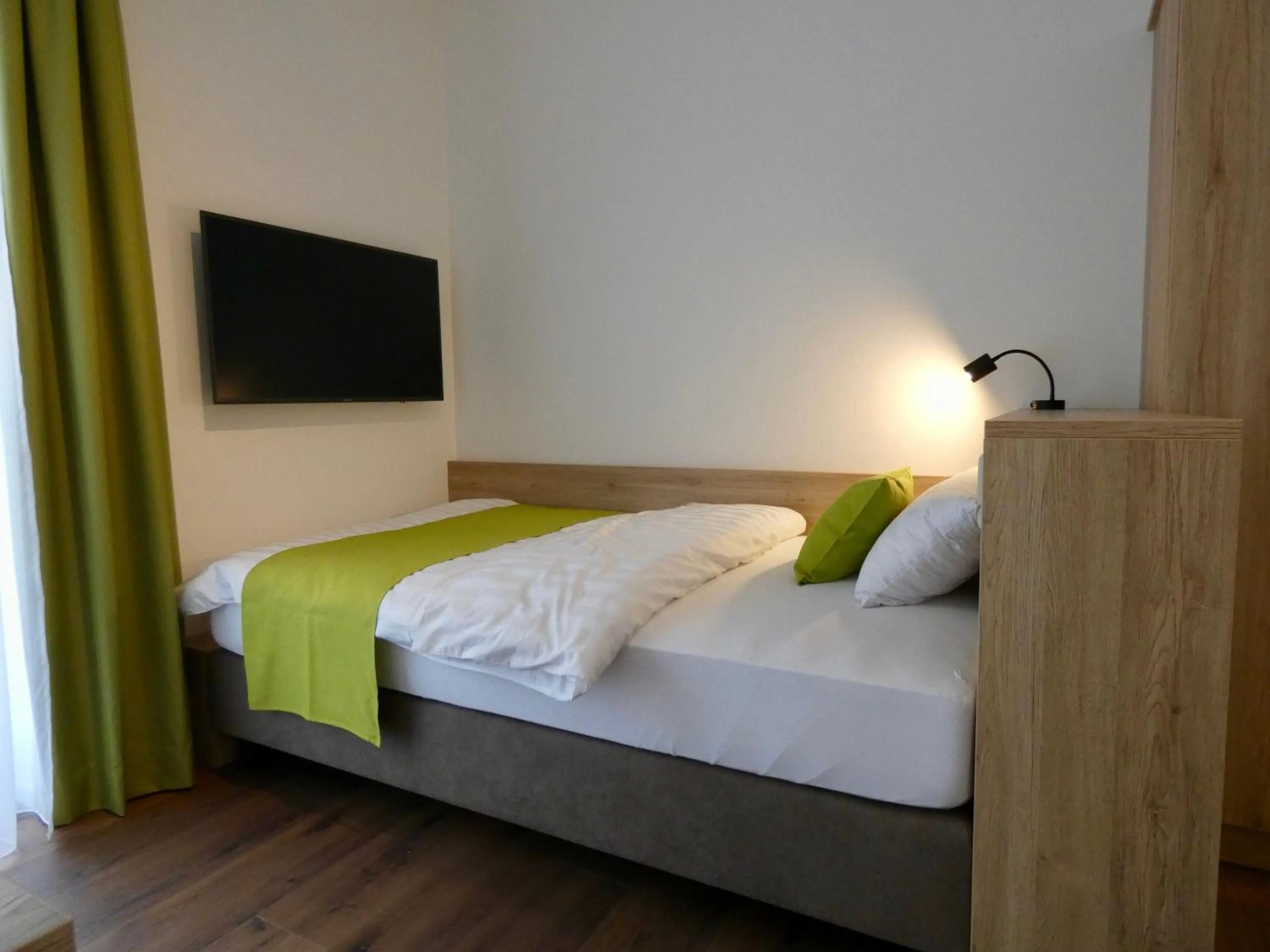 TV and multimedia, Bed in Living Hallertau