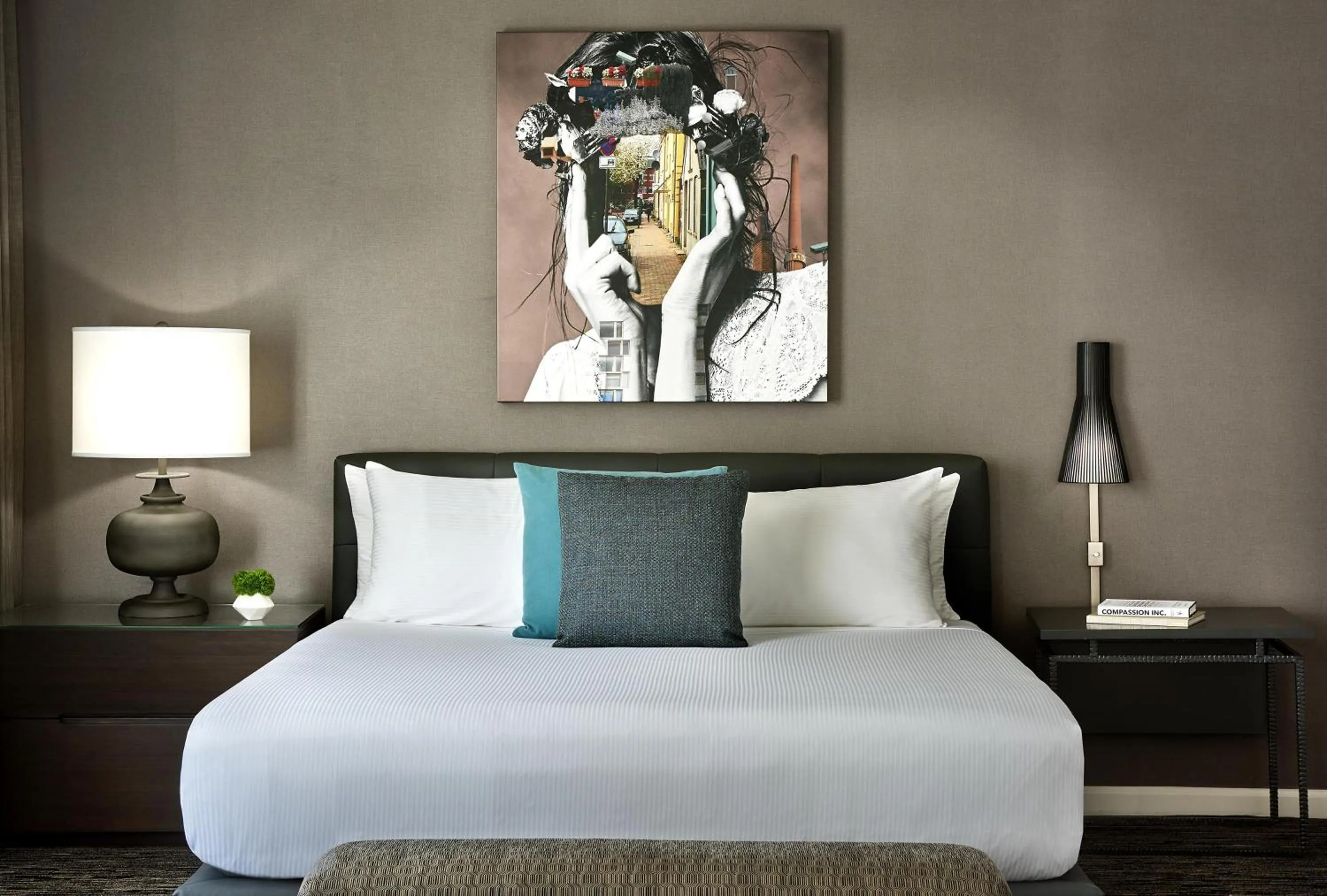 Bed in Hotel Zelos San Francisco