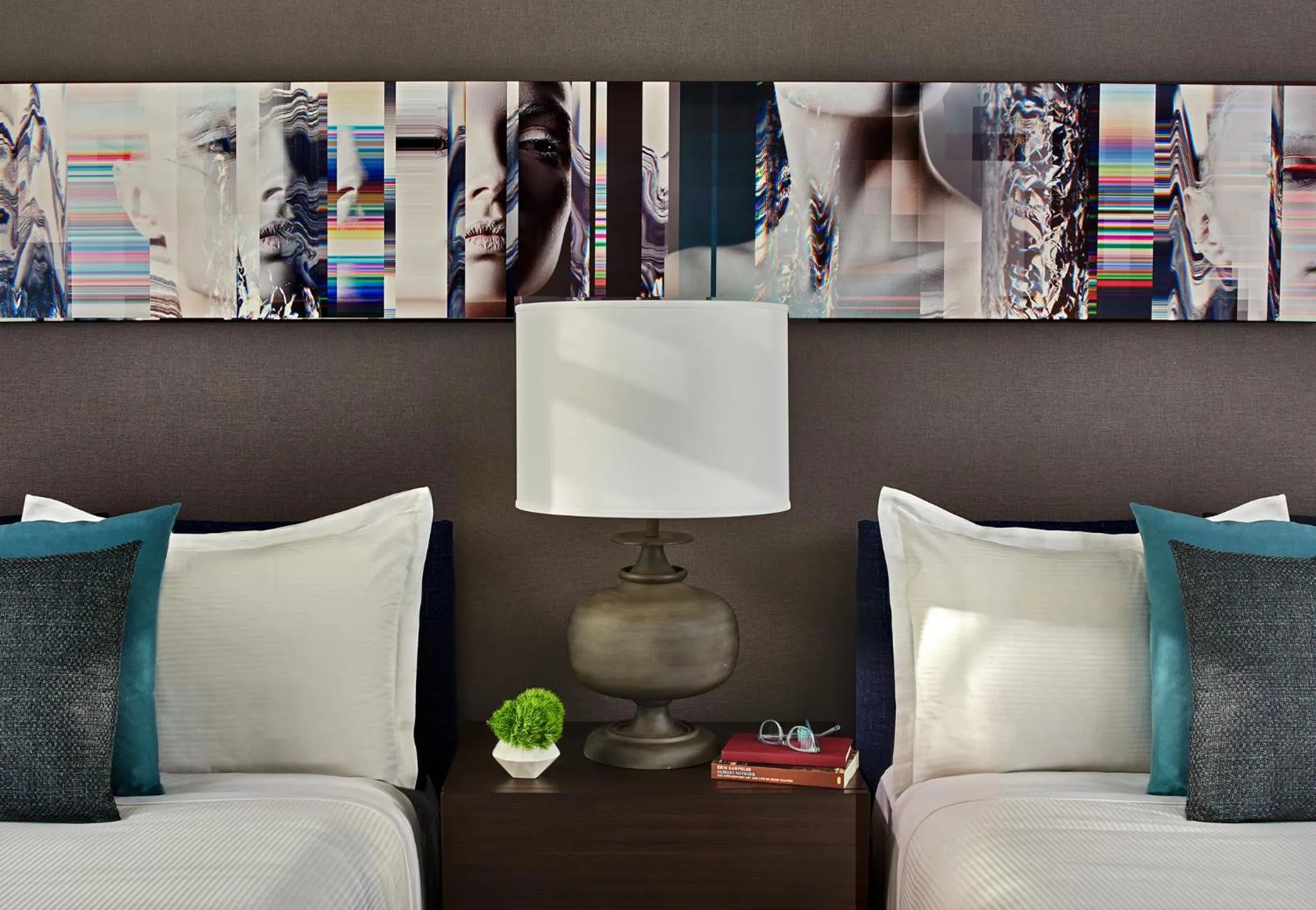 Decorative detail in Hotel Zelos San Francisco