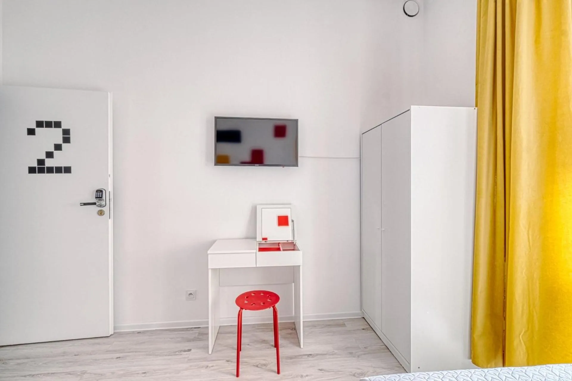 TV and multimedia in Level Rooms