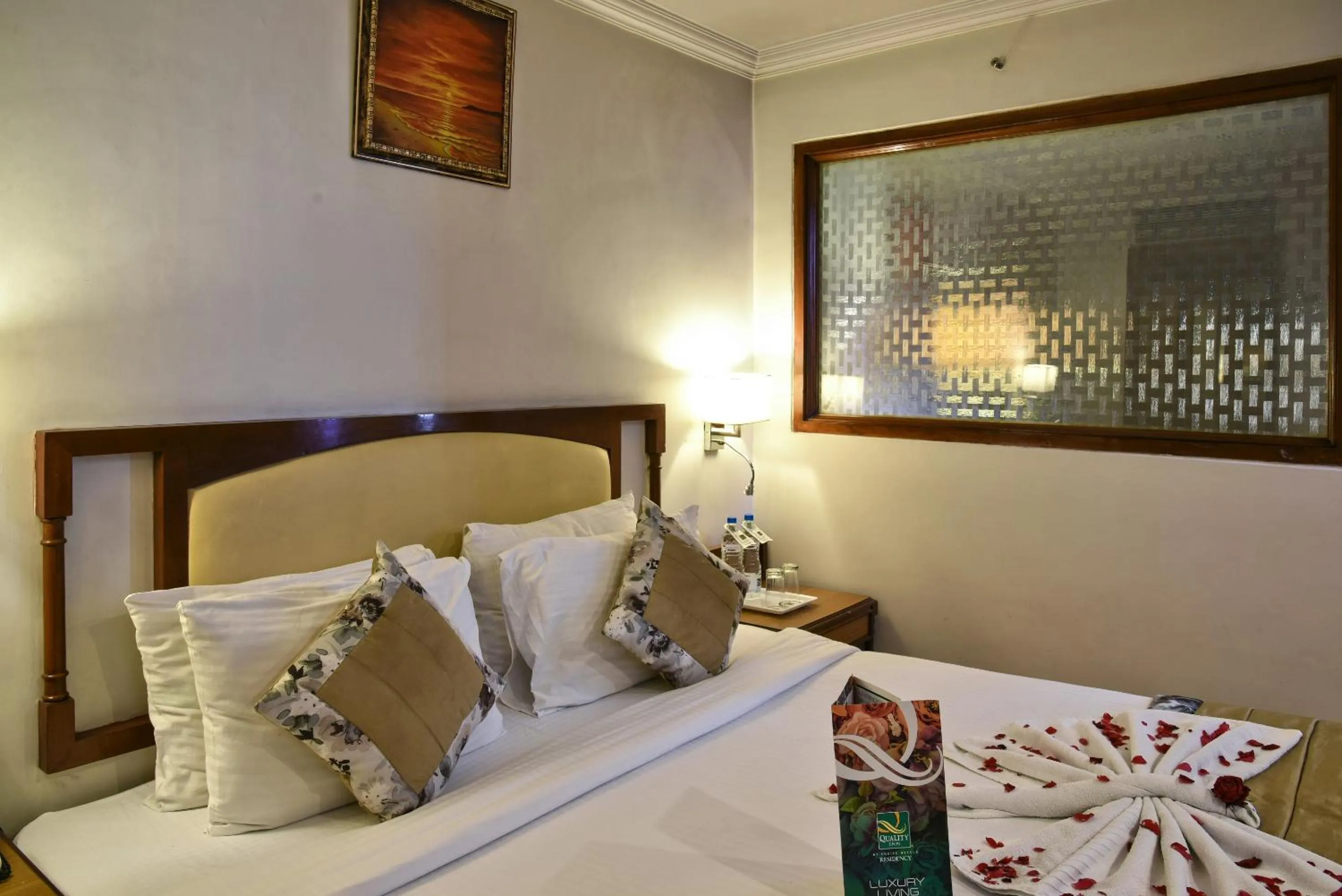 Bedroom in Quality Inn Residency