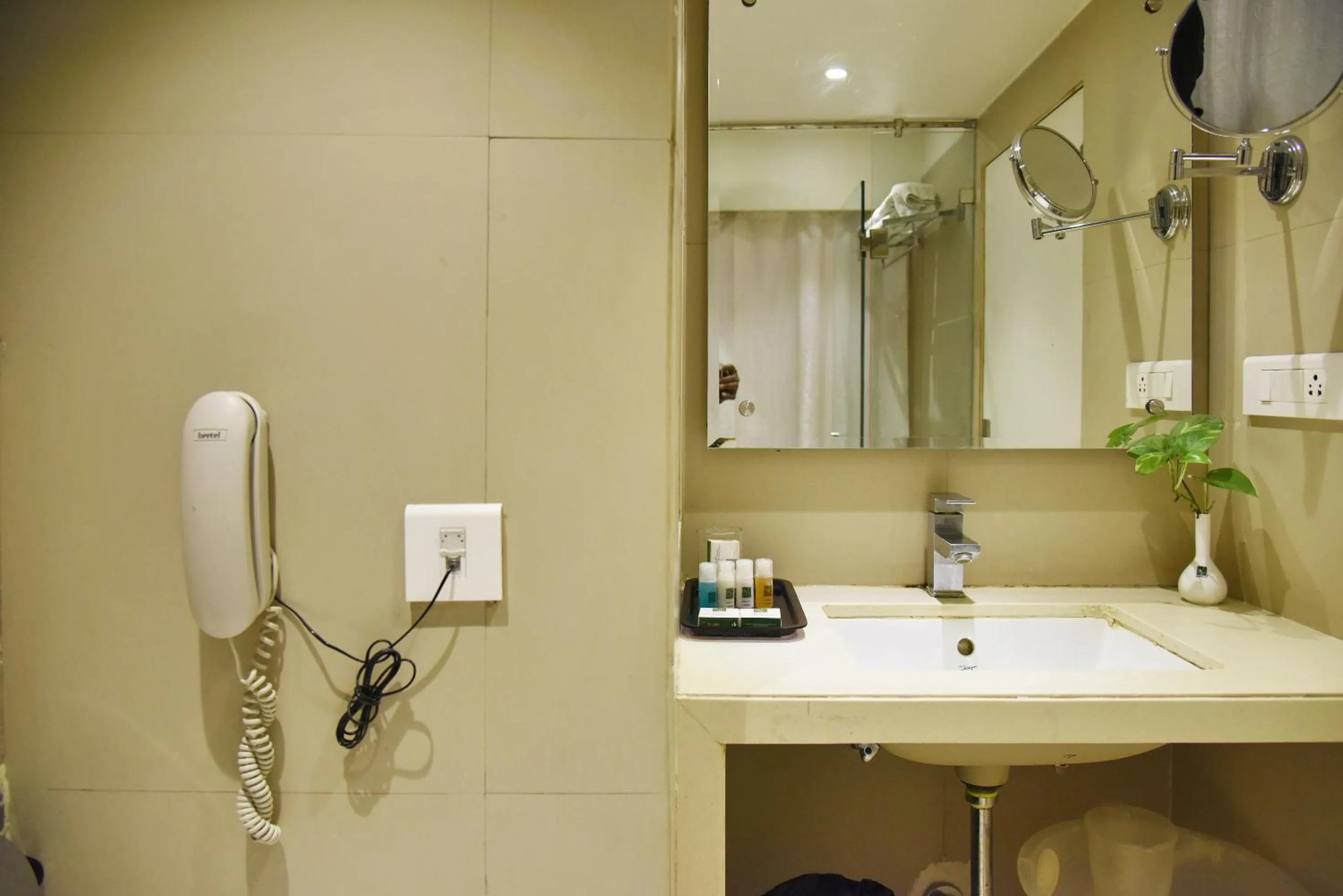 Toilet in Quality Inn Residency