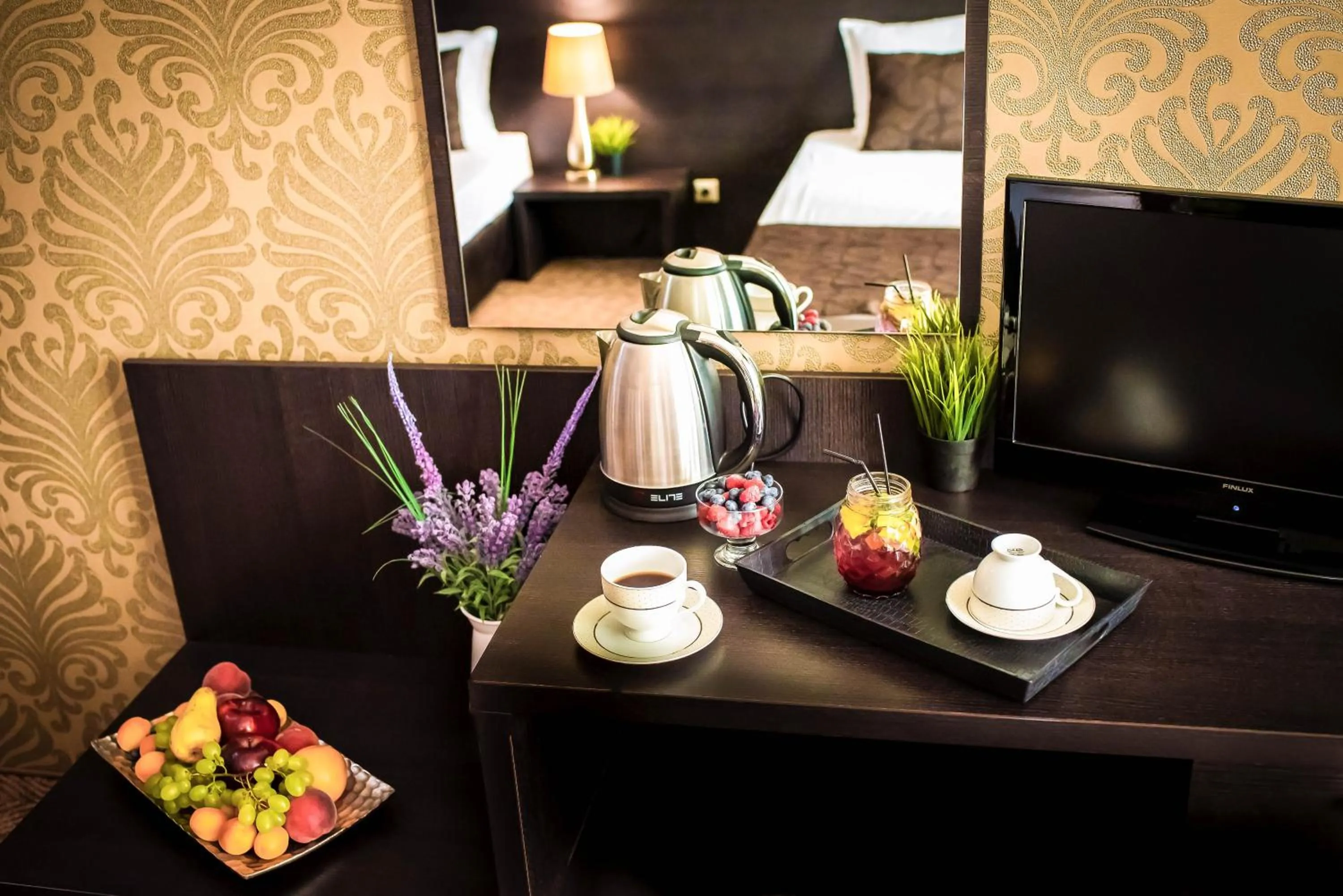 TV and multimedia in Central Plaza