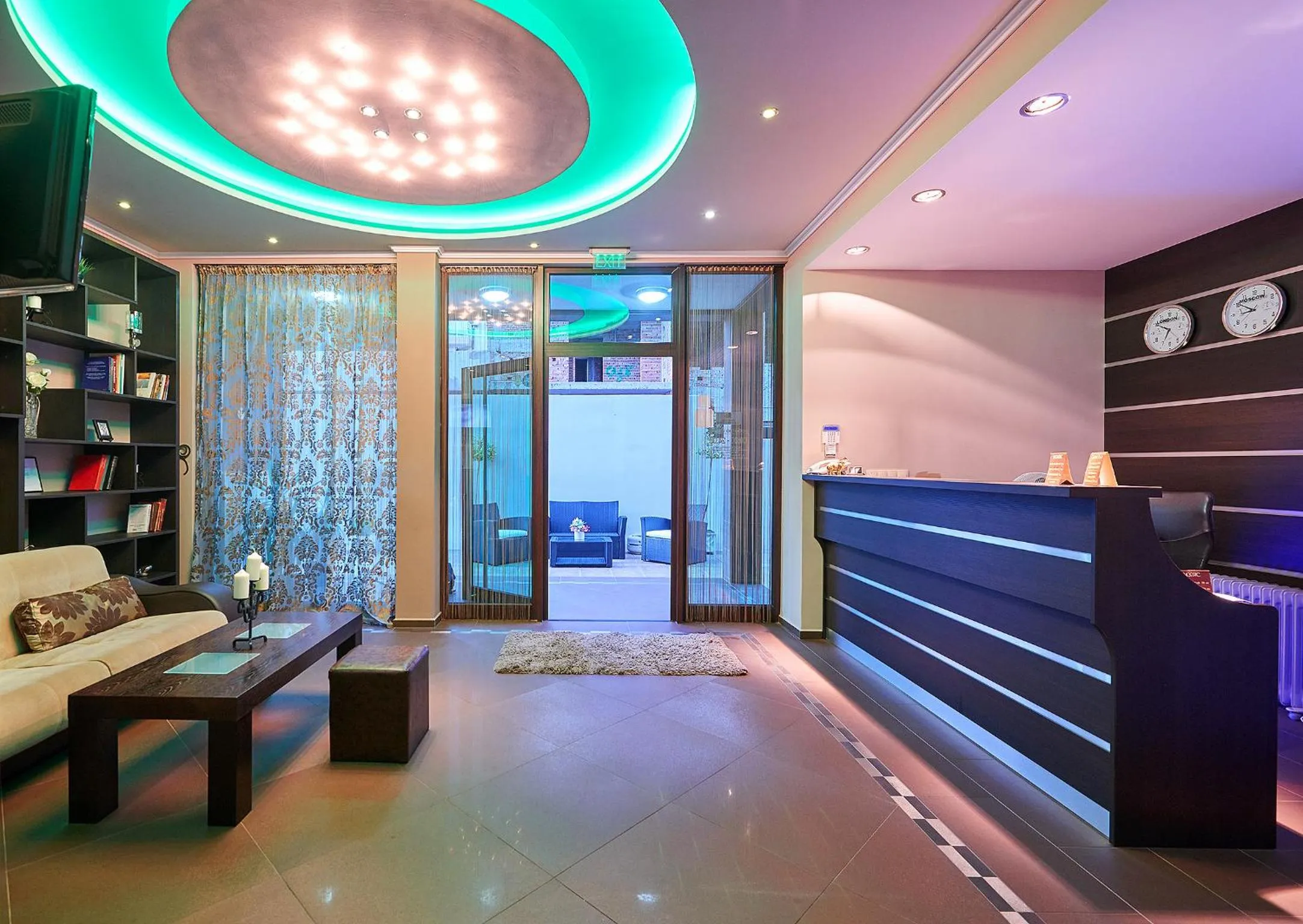 Lobby or reception in Central Plaza