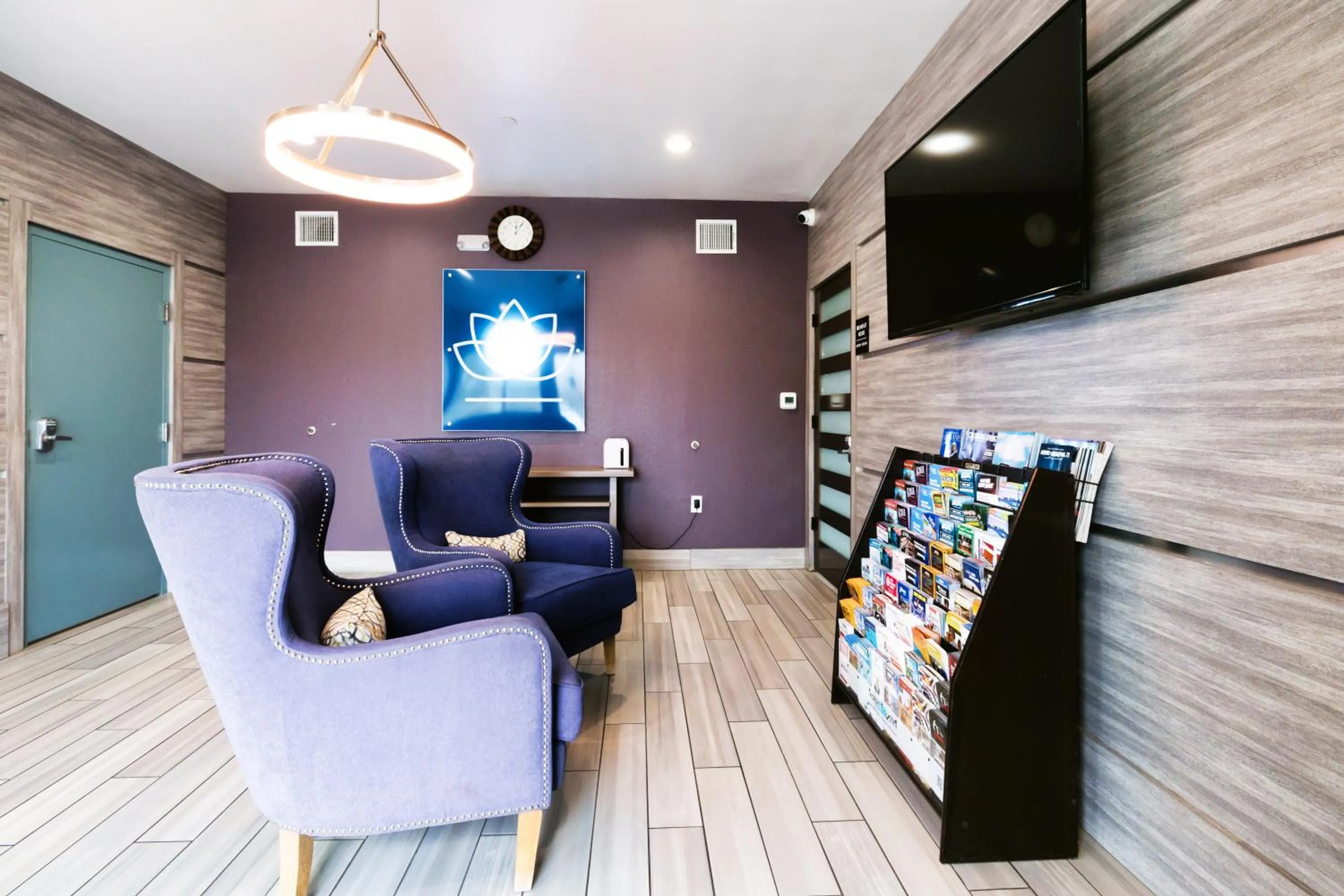 Lobby or reception in Super 8 by Wyndham Spring/North Houston