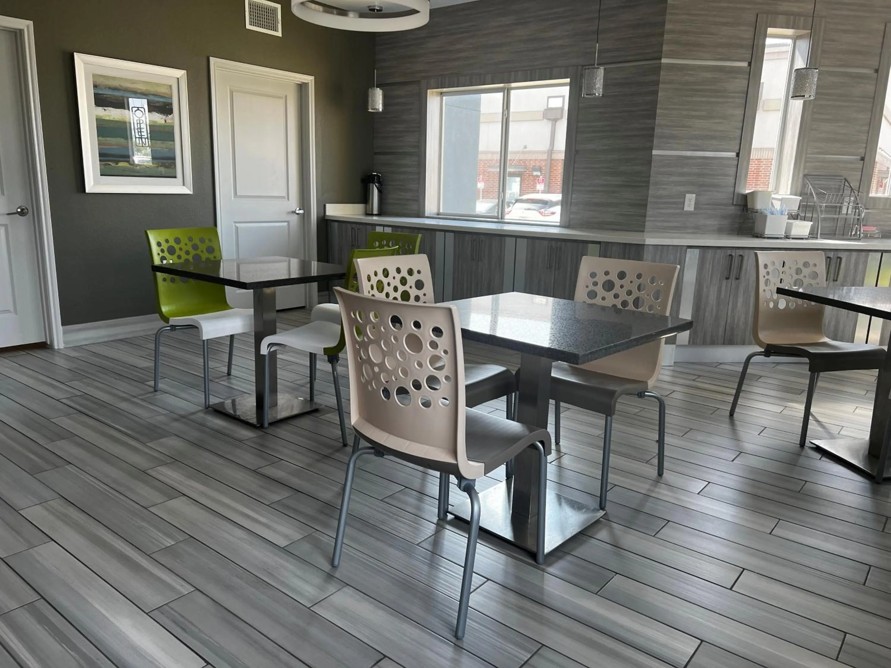 Breakfast in Super 8 by Wyndham Spring/North Houston