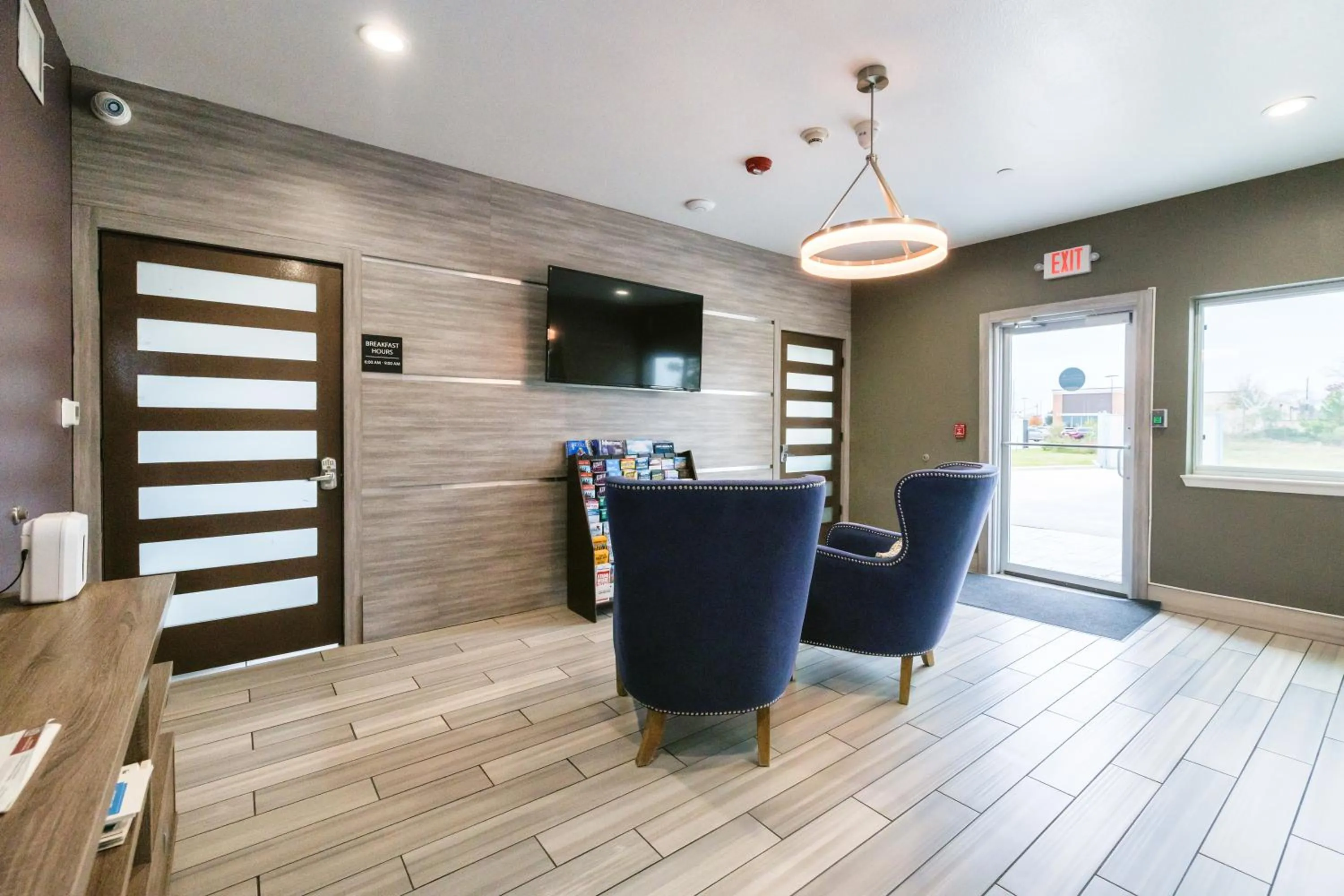 Lobby or reception in Super 8 by Wyndham Spring/North Houston