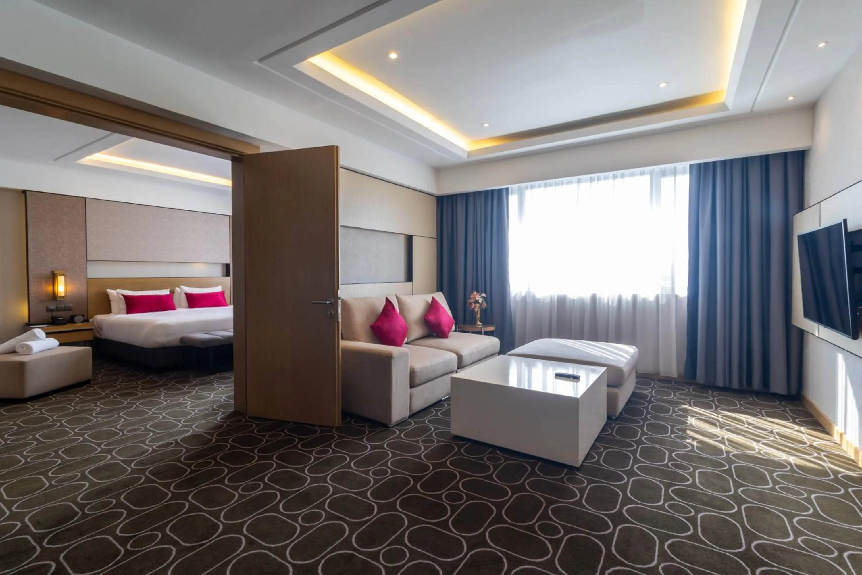 Living room, Bed in Wyndham Acmar Klang