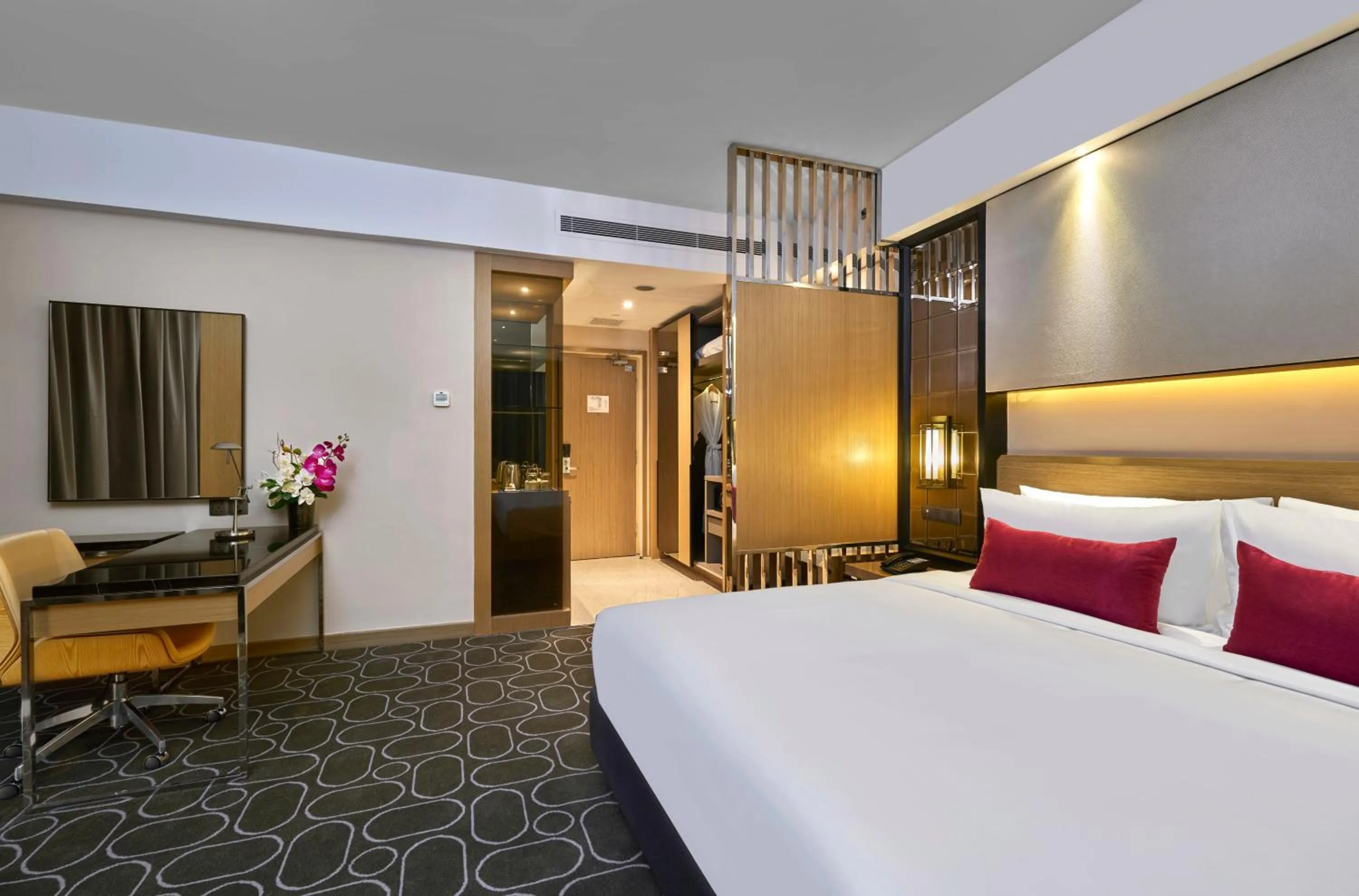 Photo of the whole room, Bed in Wyndham Acmar Klang