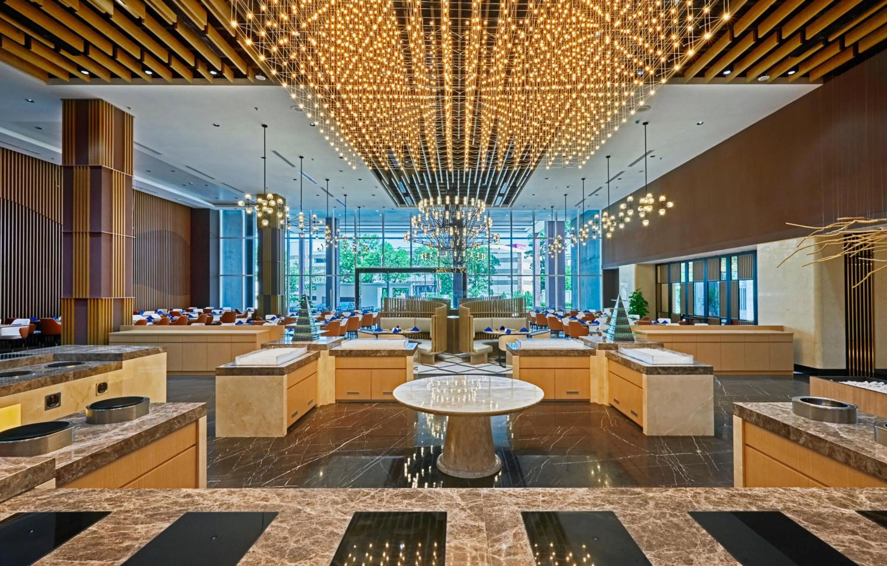 Restaurant/places to eat in Wyndham Acmar Klang