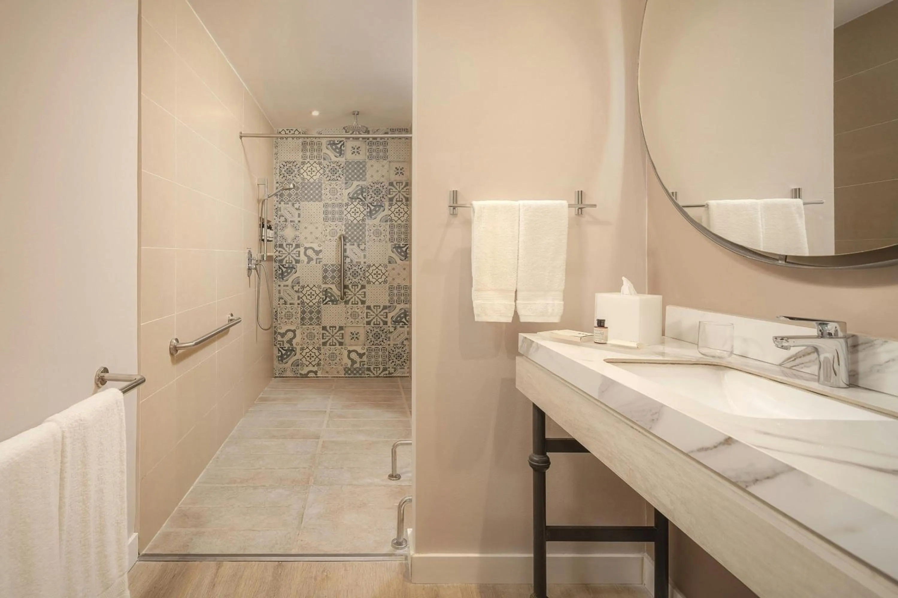 Bathroom in Ermita Cartagena, a Tribute Portfolio Hotel