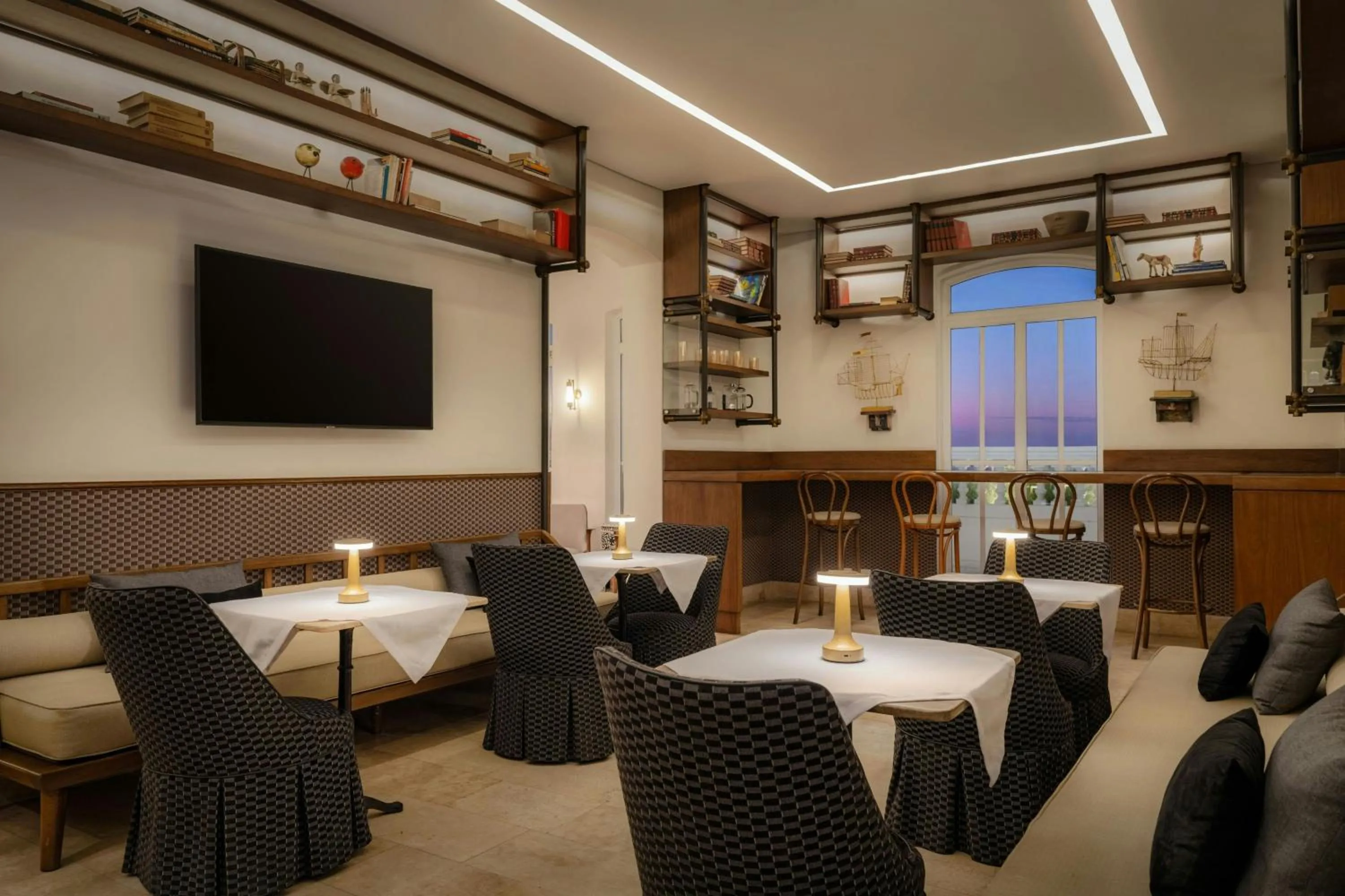 Lounge or bar in Ermita Cartagena, a Tribute Portfolio Hotel