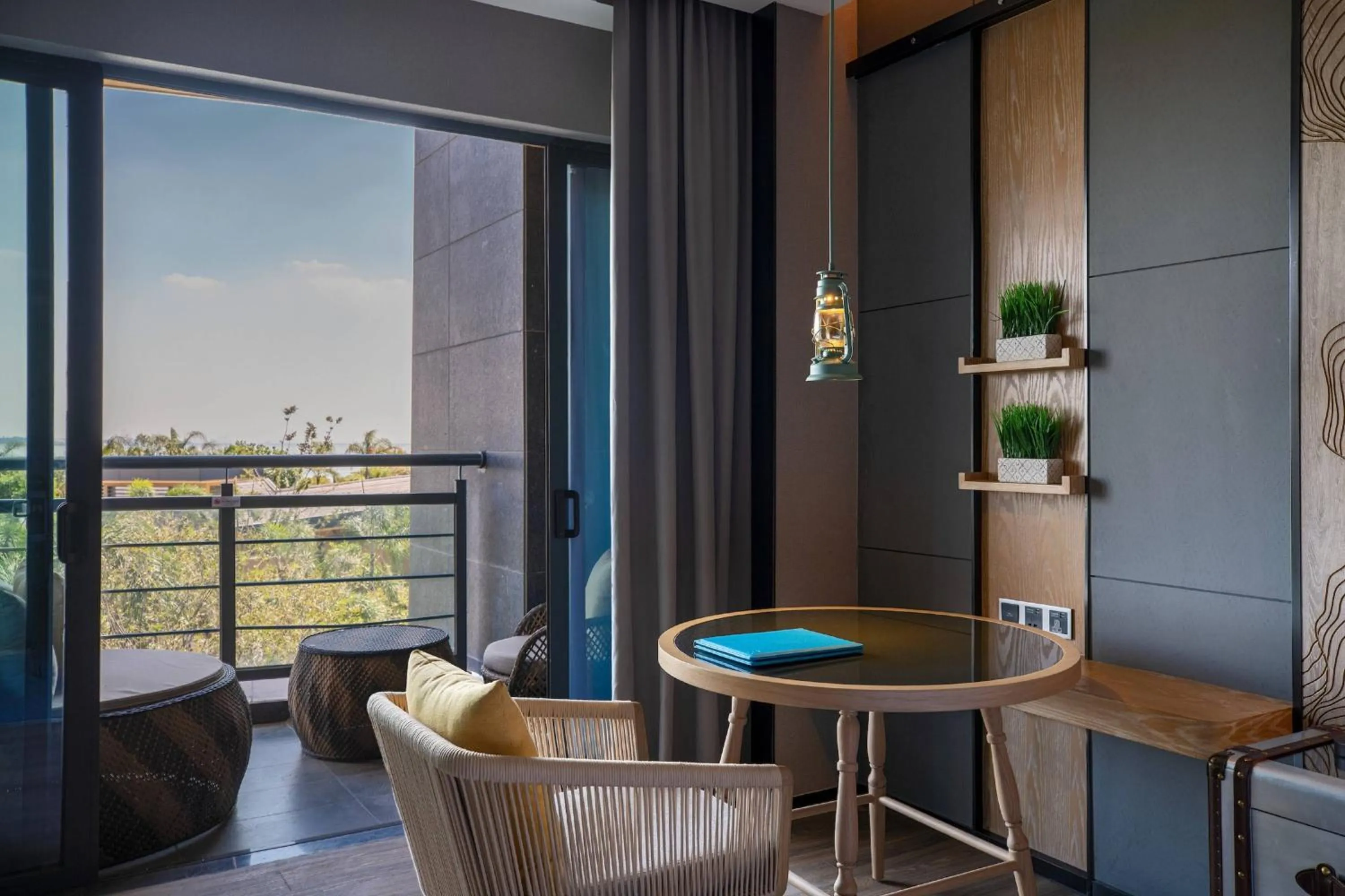 Photo of the whole room in Renaissance Xiamen Hotel