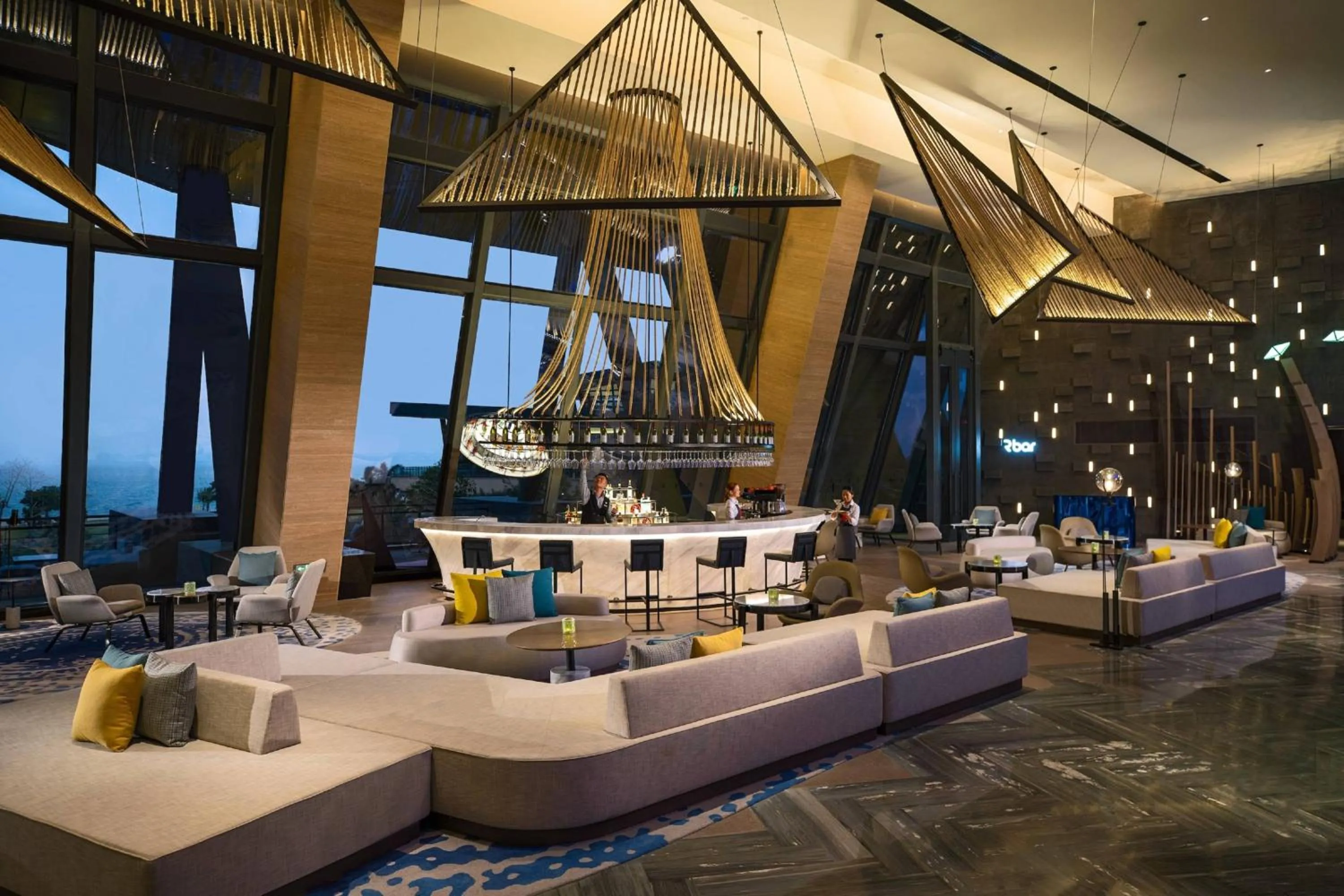 Lounge or bar in Renaissance Xiamen Hotel
