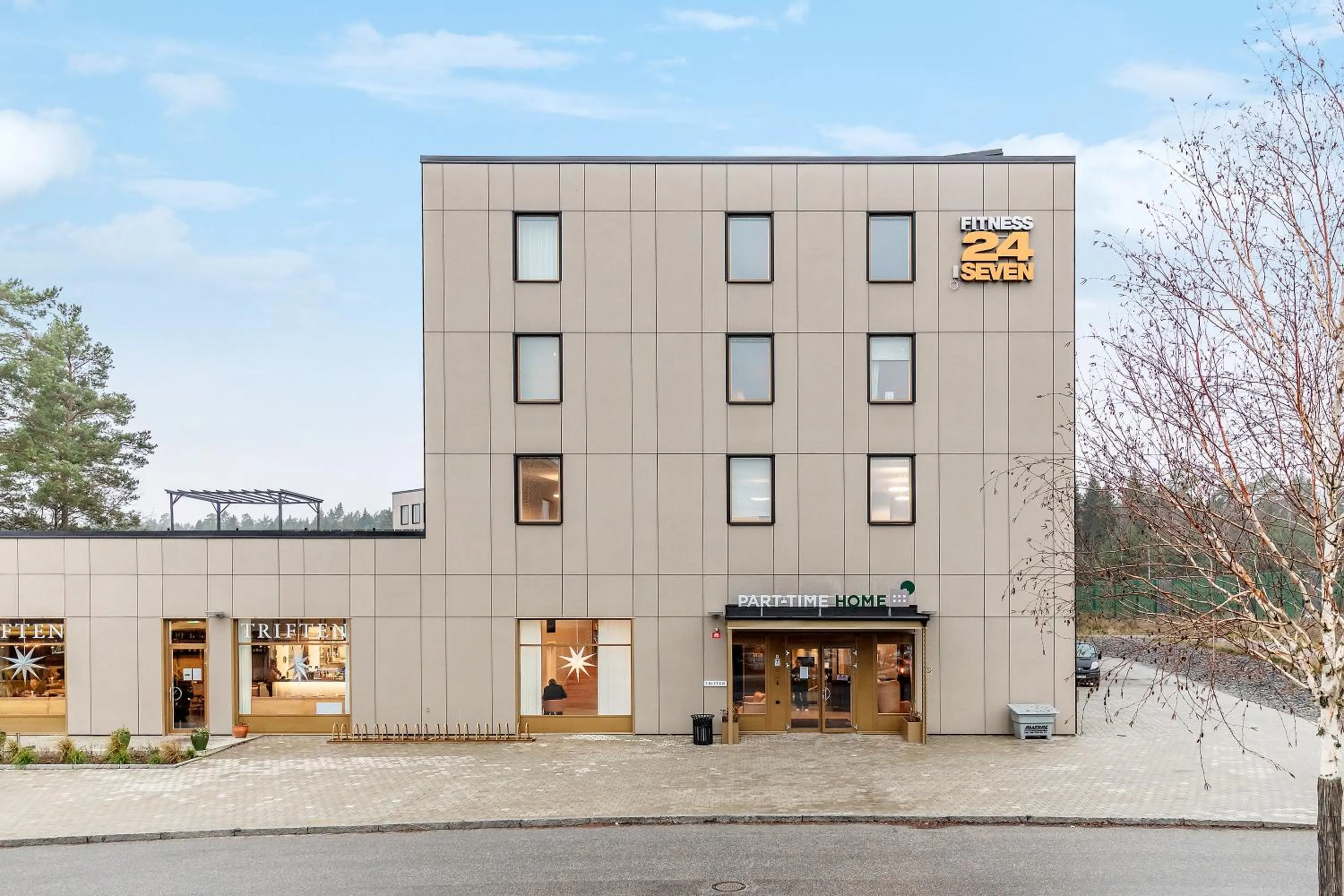 Property building in Part-Time Home Täby