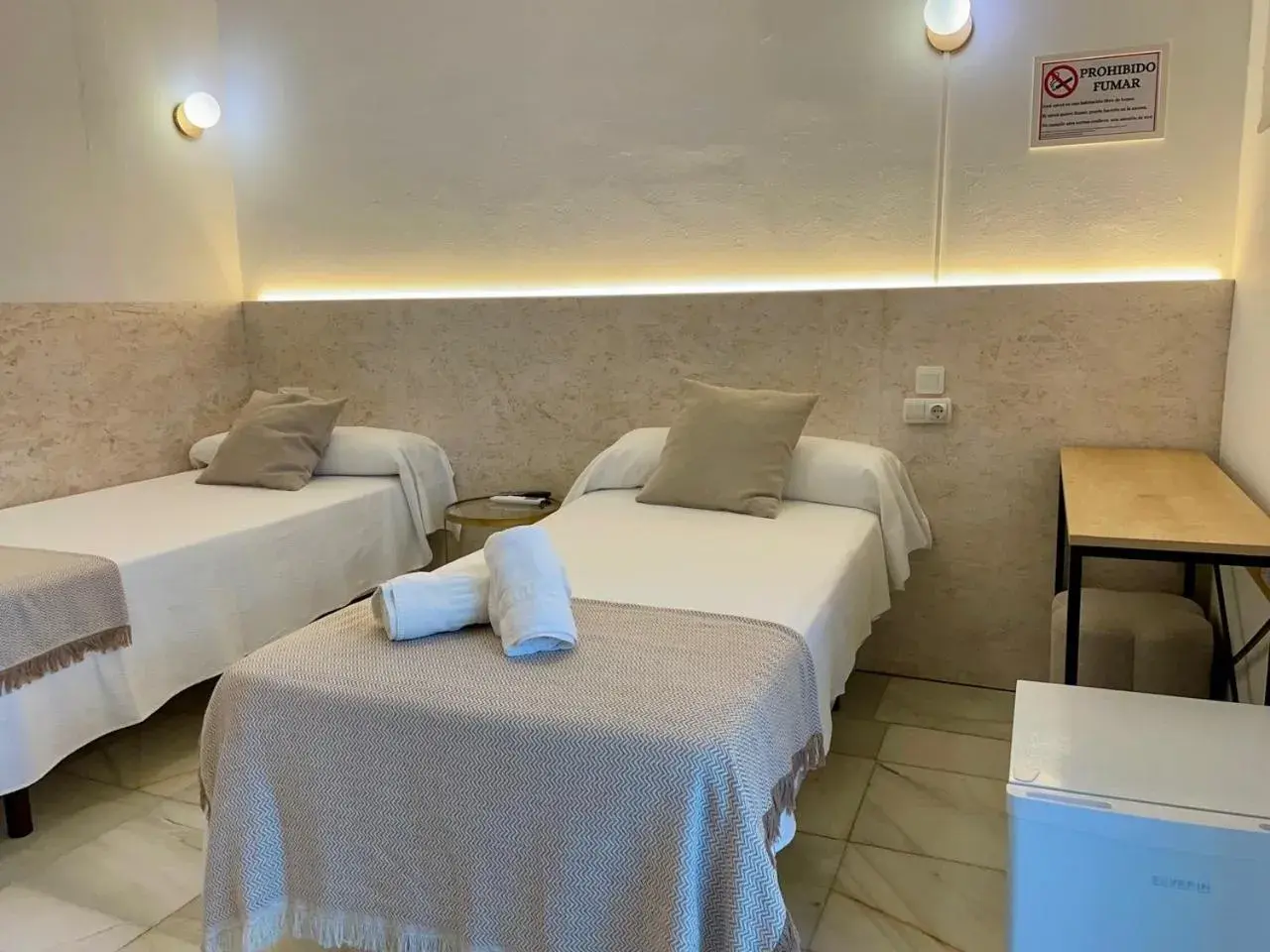 Twin Room in BOHEMIA SANLUCAR Twin Room in BOHEMIA SANLUCAR