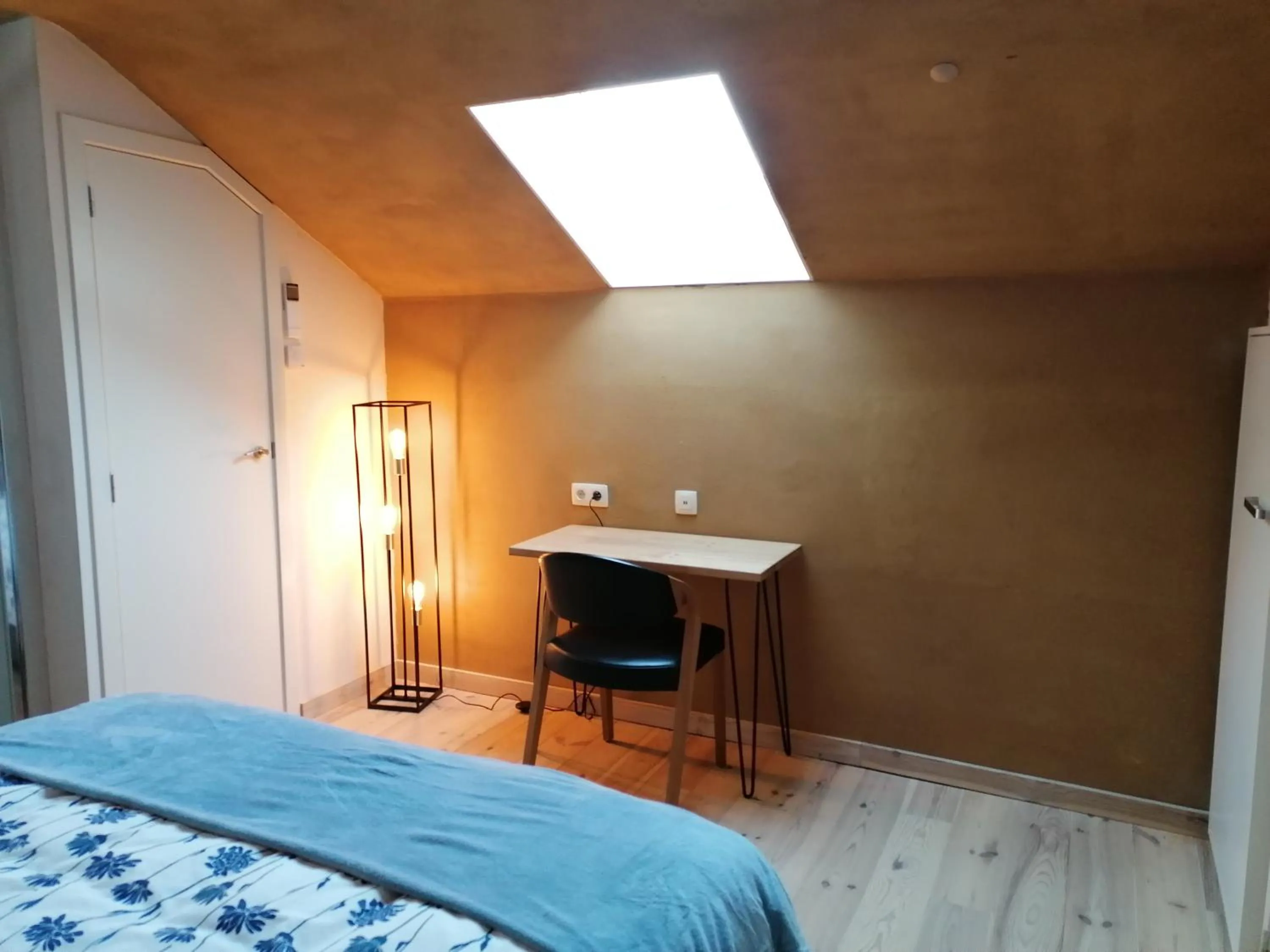 Photo of the whole room, Bed in B&B Leybeeckhof