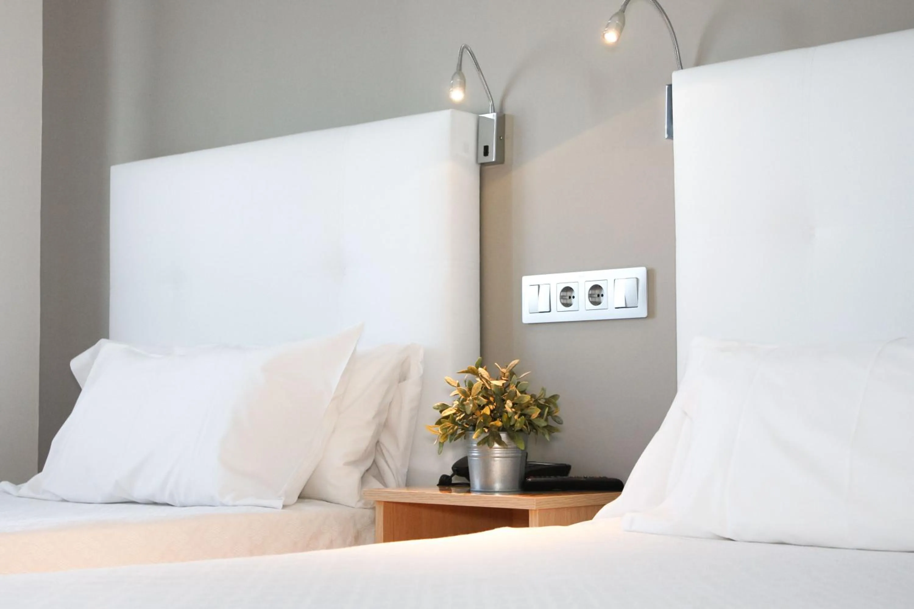 Decorative detail, Bed in Hotel Castilla Torrijos