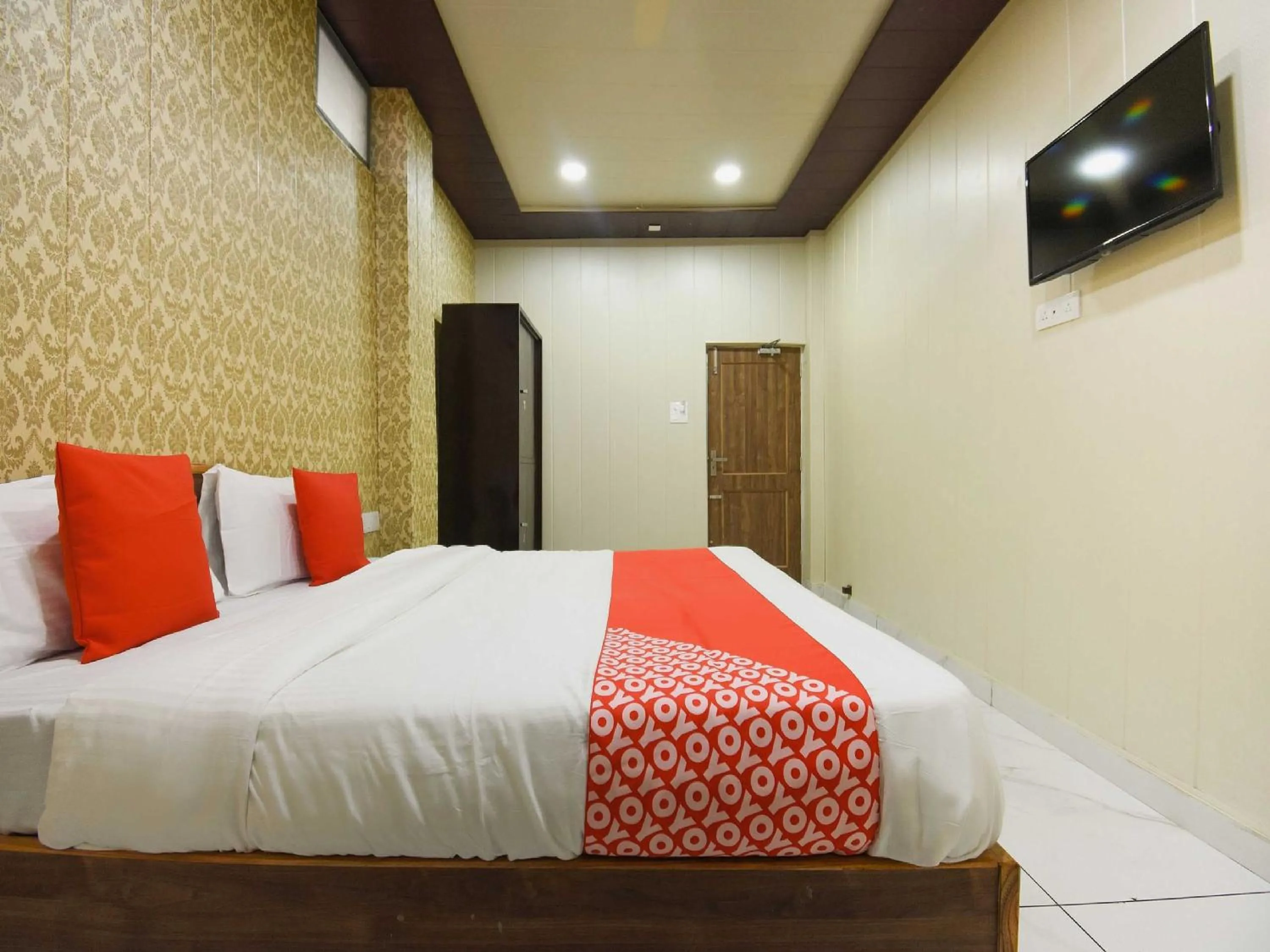 Bedroom, Bed in Hotel O New Delhi