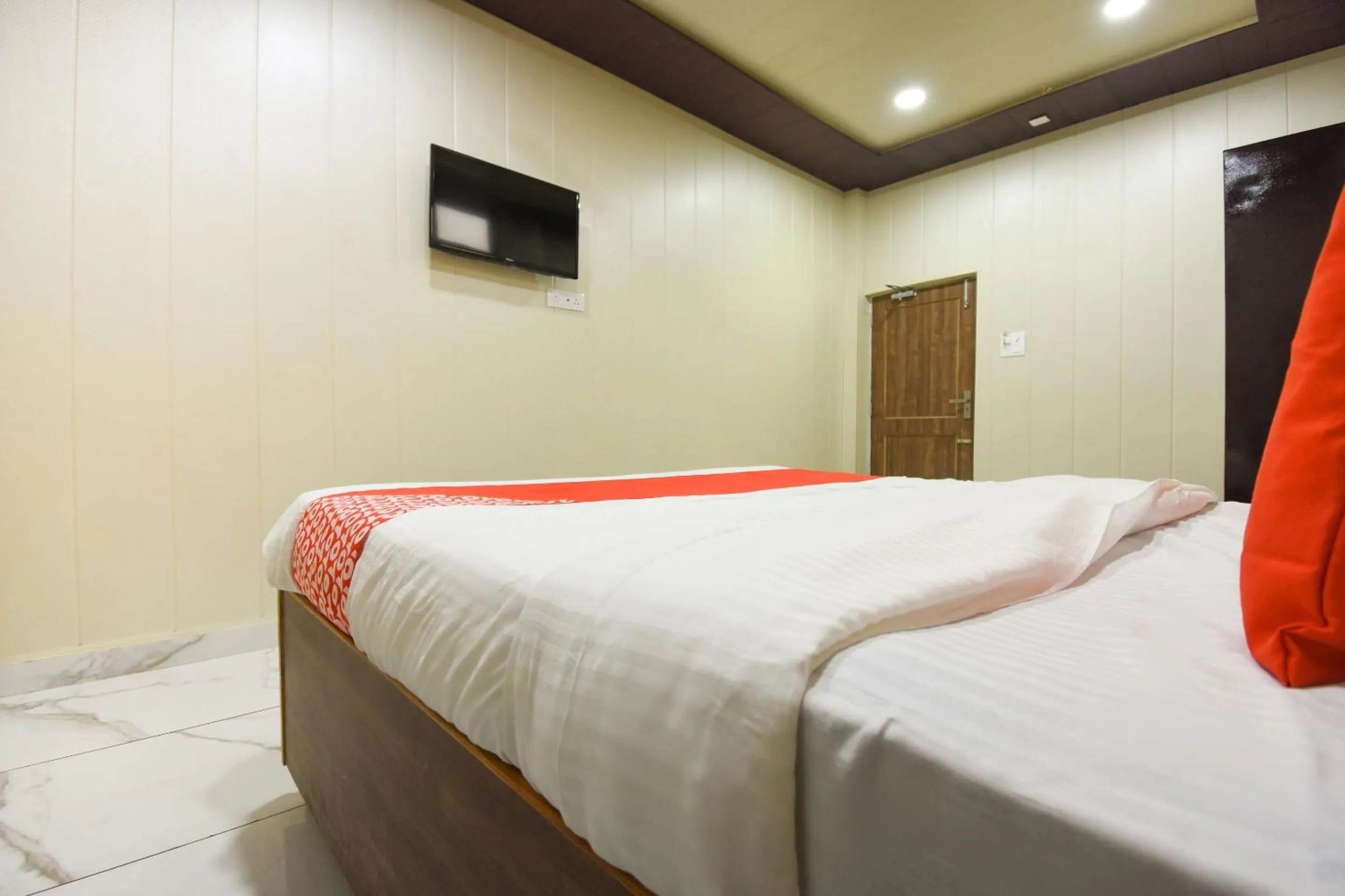 Bedroom, Bed in Hotel O New Delhi