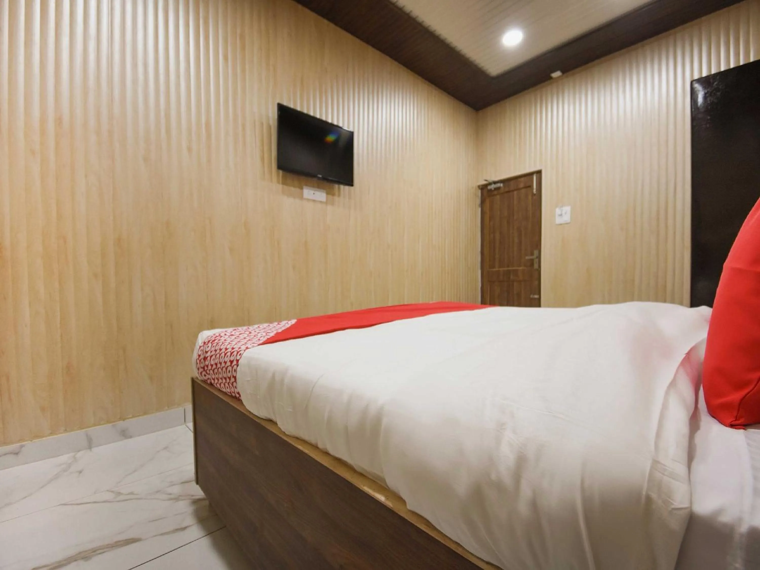 Bedroom, Bed in Hotel O New Delhi