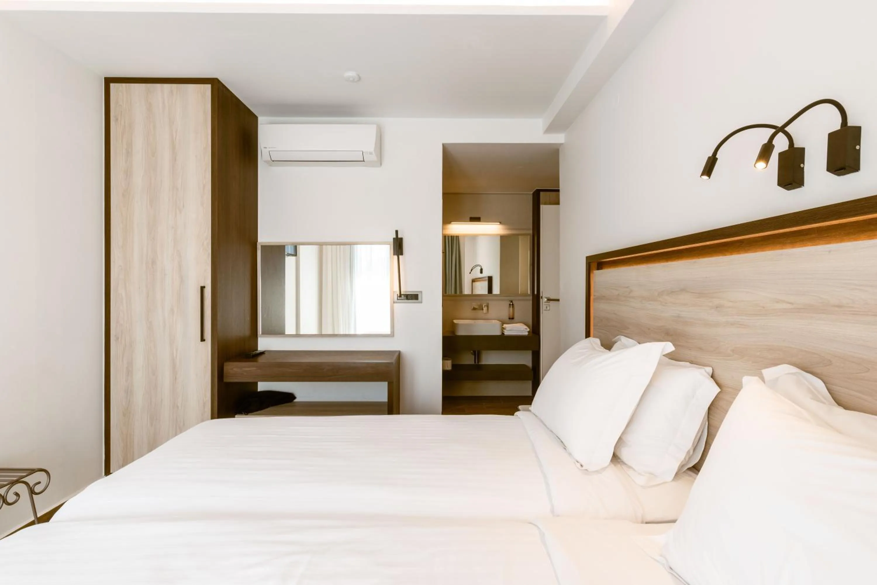 Bedroom, Bed in Summer Dream