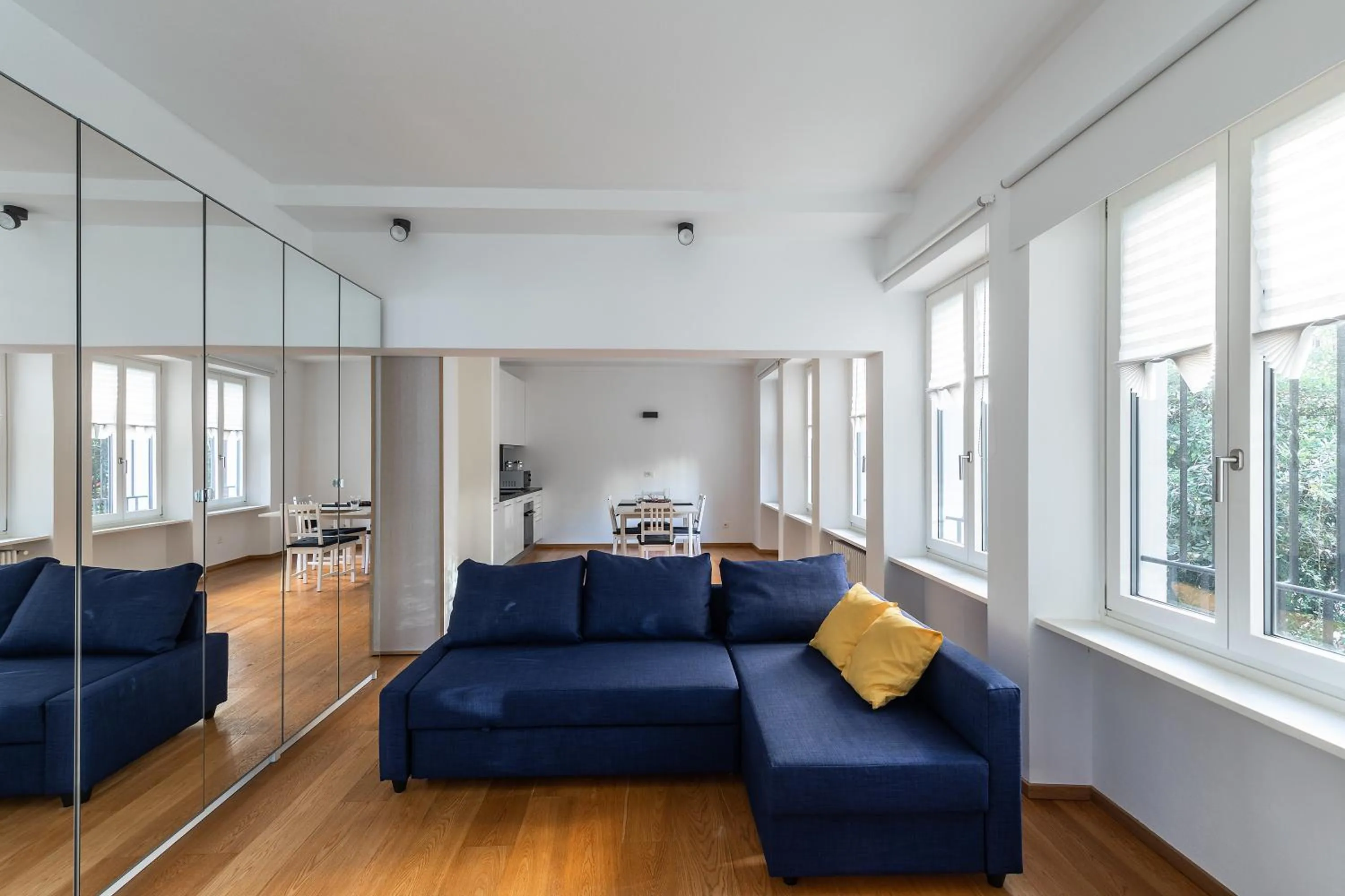 Living room in Tigli Apartment by Quokka 360 - bright lakeside flat