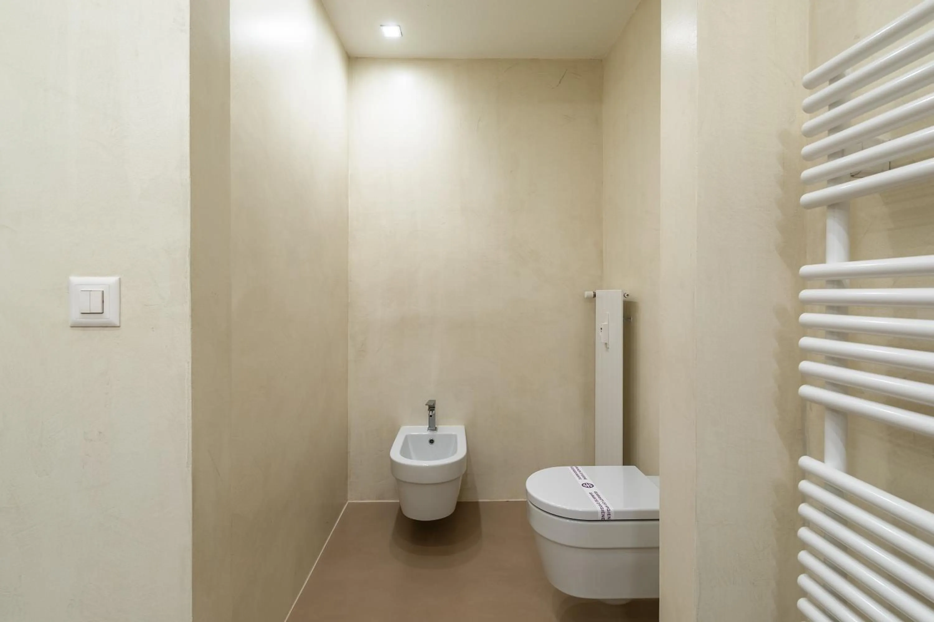 Toilet in Tigli Apartment by Quokka 360 - bright lakeside flat
