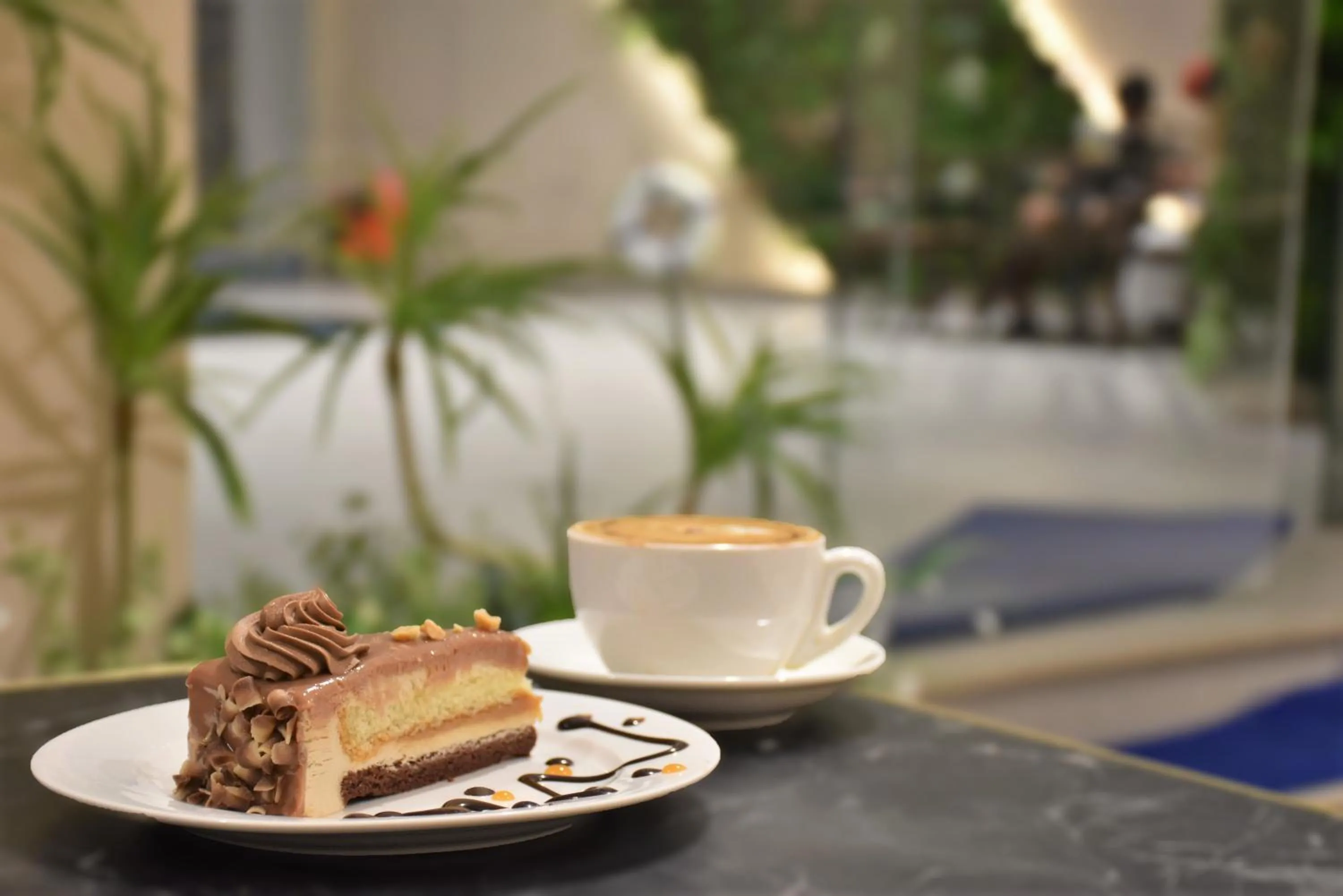 Buffet breakfast in Midan Hotel & Suites Al Aziziya