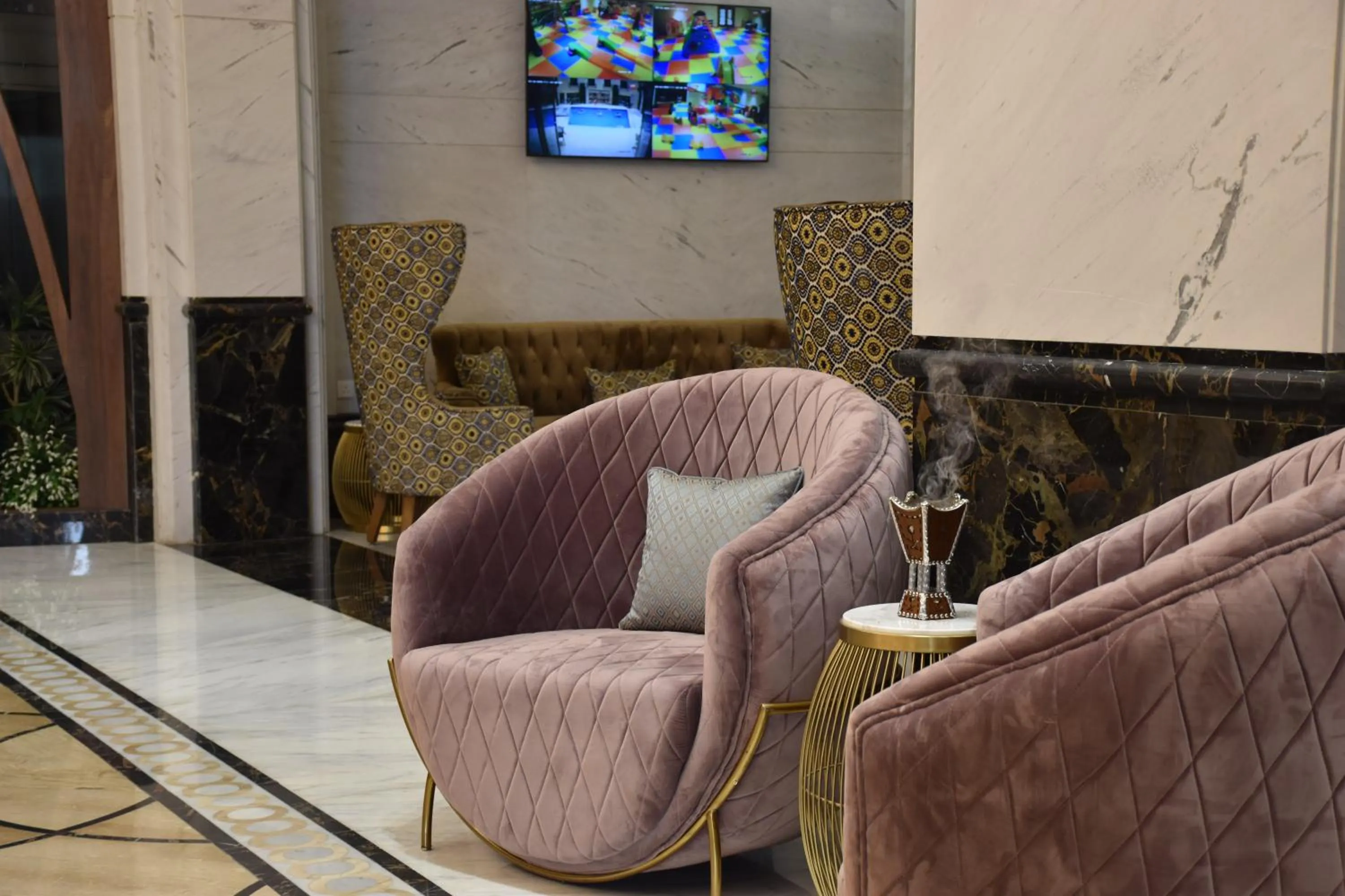 Seating area in Midan Hotel & Suites Al Aziziya