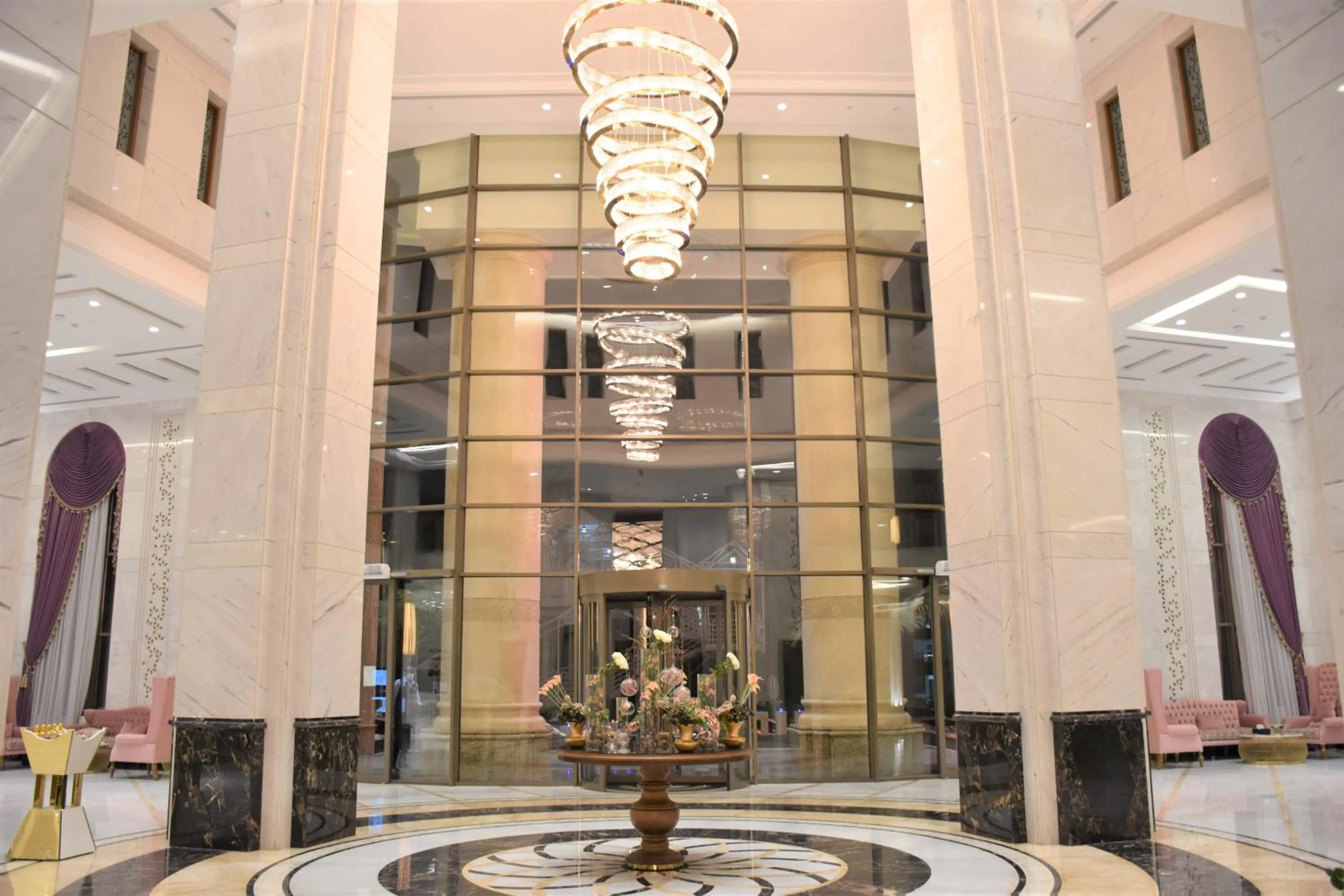 Facade/entrance in Midan Hotel & Suites Al Aziziya