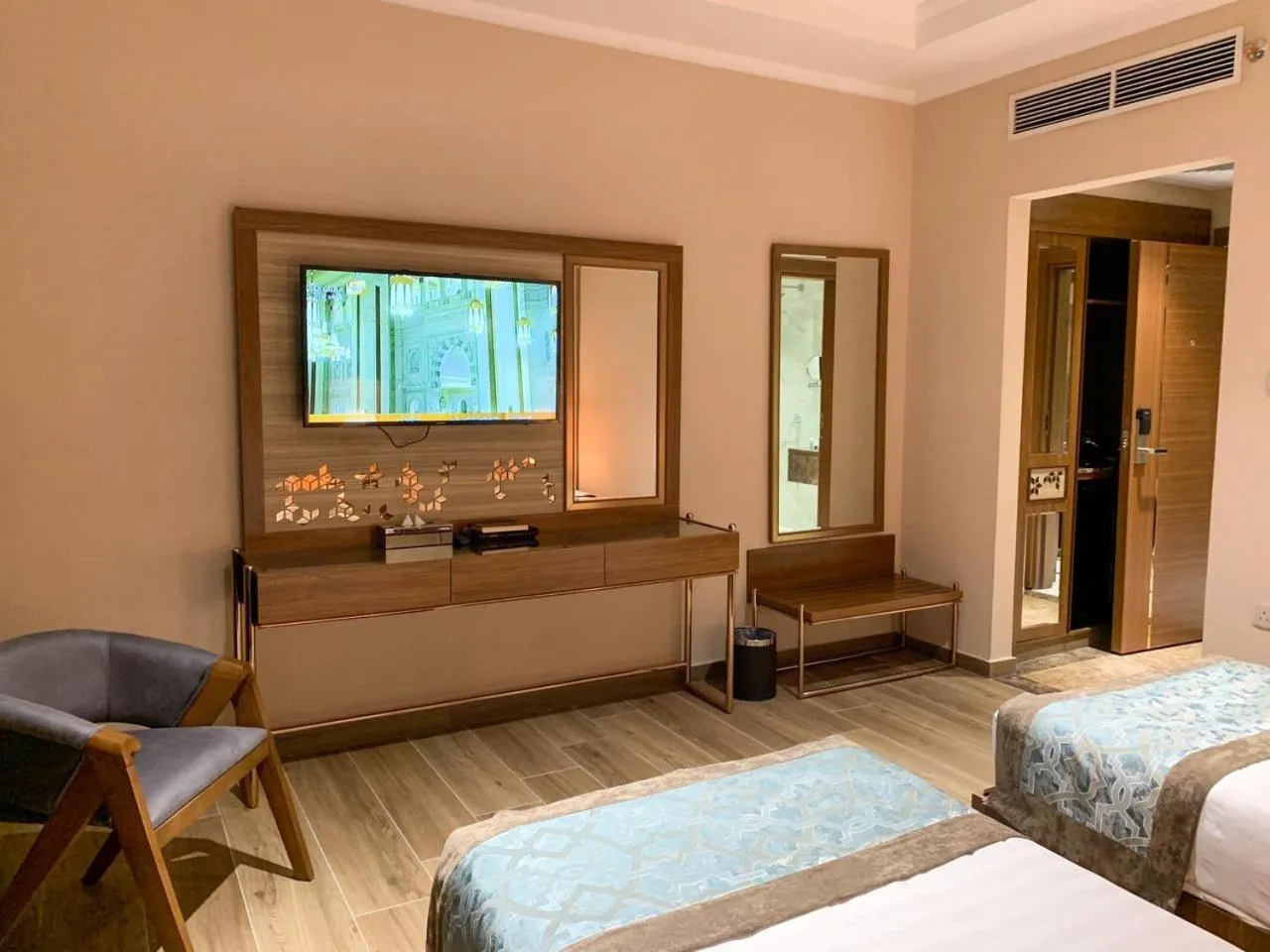 Bedroom, Bed in Midan Hotel & Suites Al Aziziya