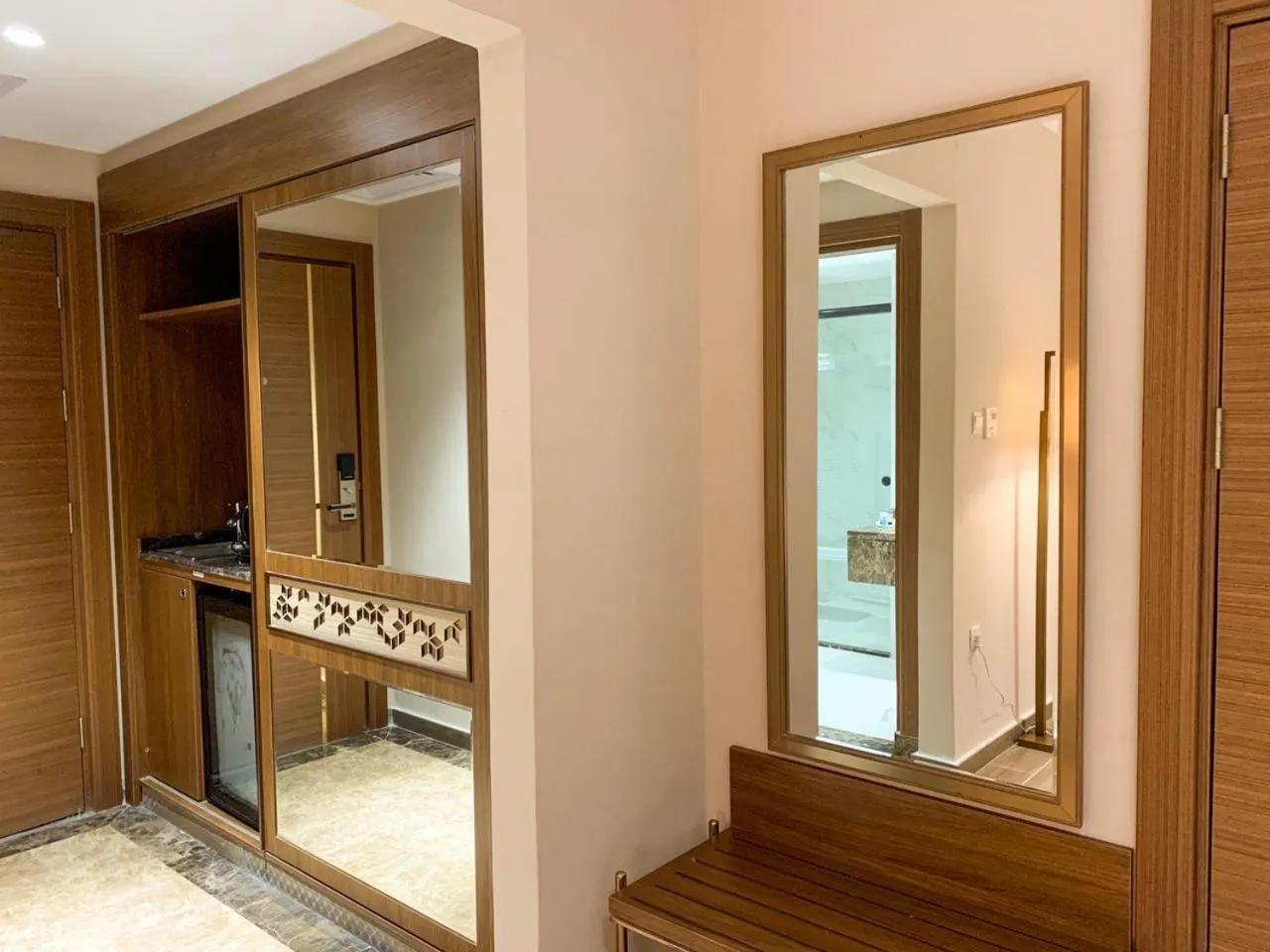 Bedroom in Midan Hotel & Suites Al Aziziya