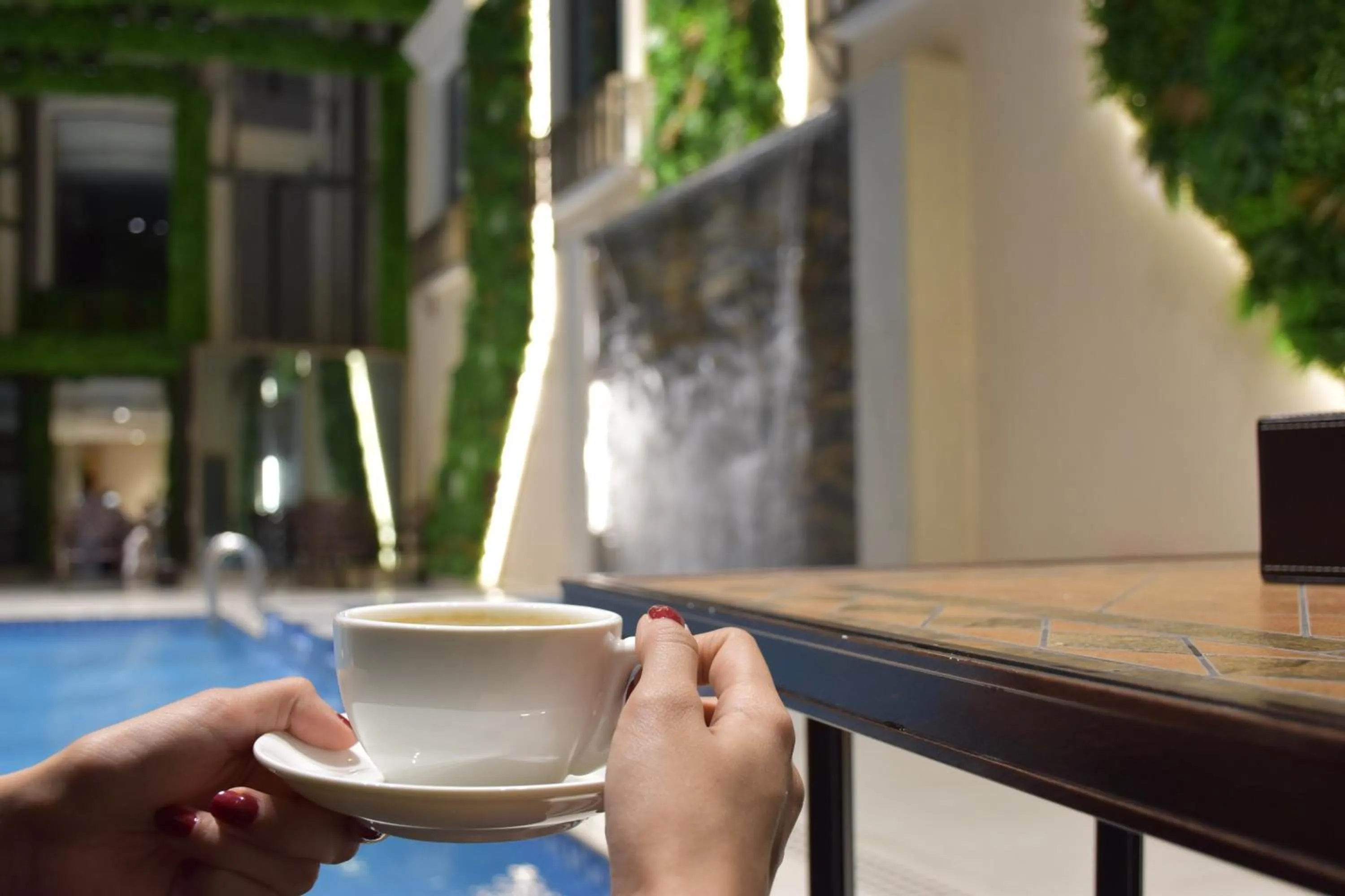 Drinks in Midan Hotel & Suites Al Aziziya