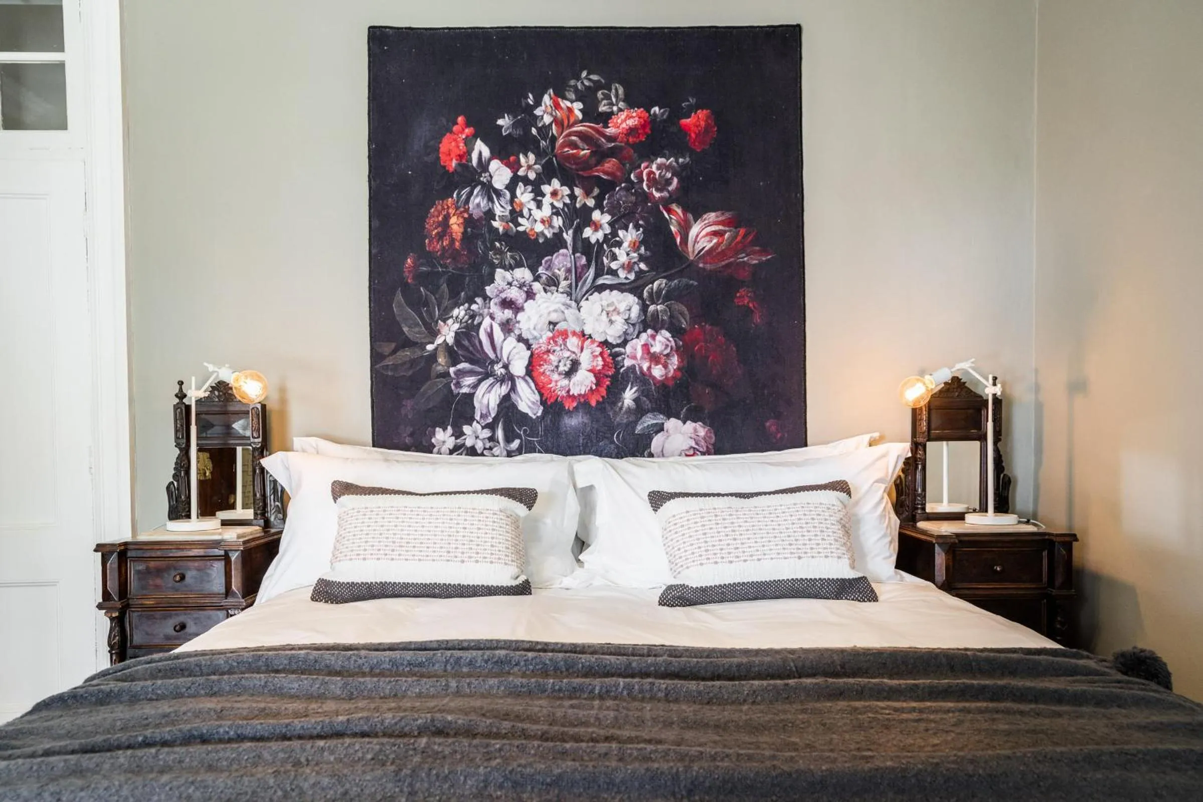 Bed in Welgeluk Feather Palace