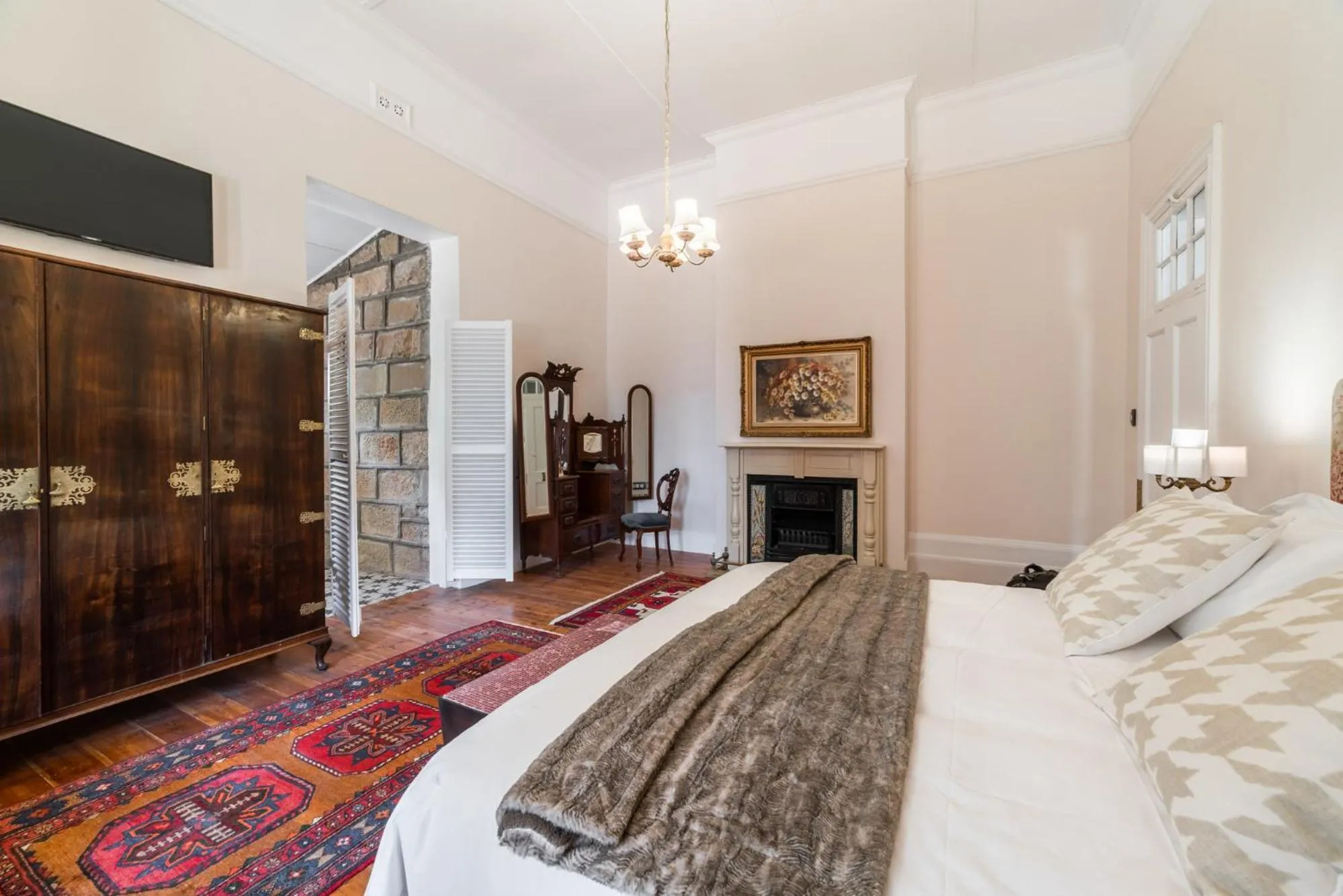 Bed in Welgeluk Feather Palace