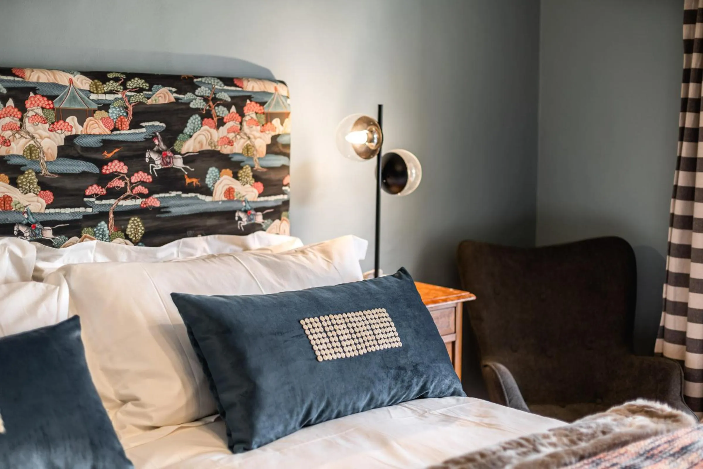 Bed in Welgeluk Feather Palace