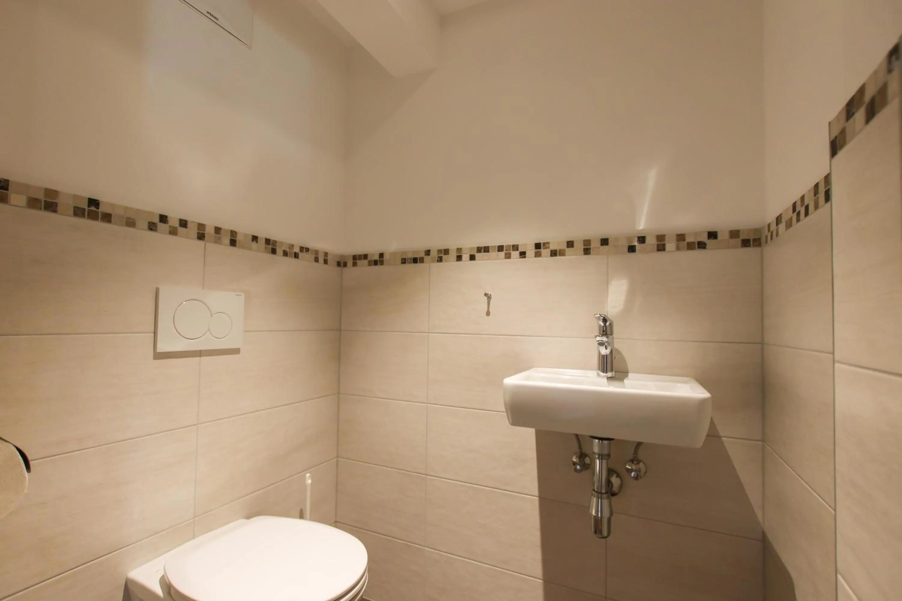 Toilet in Hotel - Wirts'haus "Zum Schweizer"