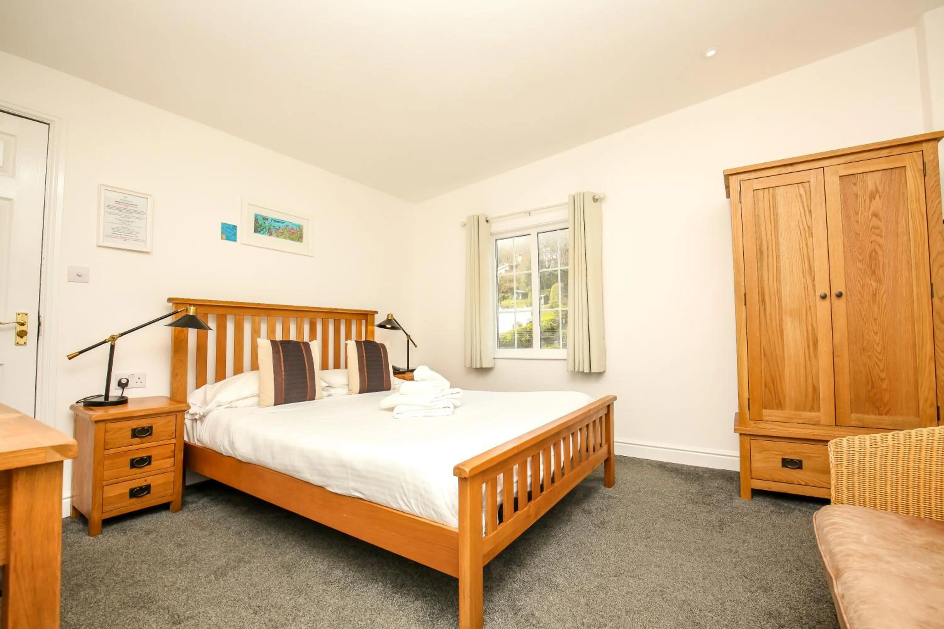 Bedroom, Bed in Driftwood Spars