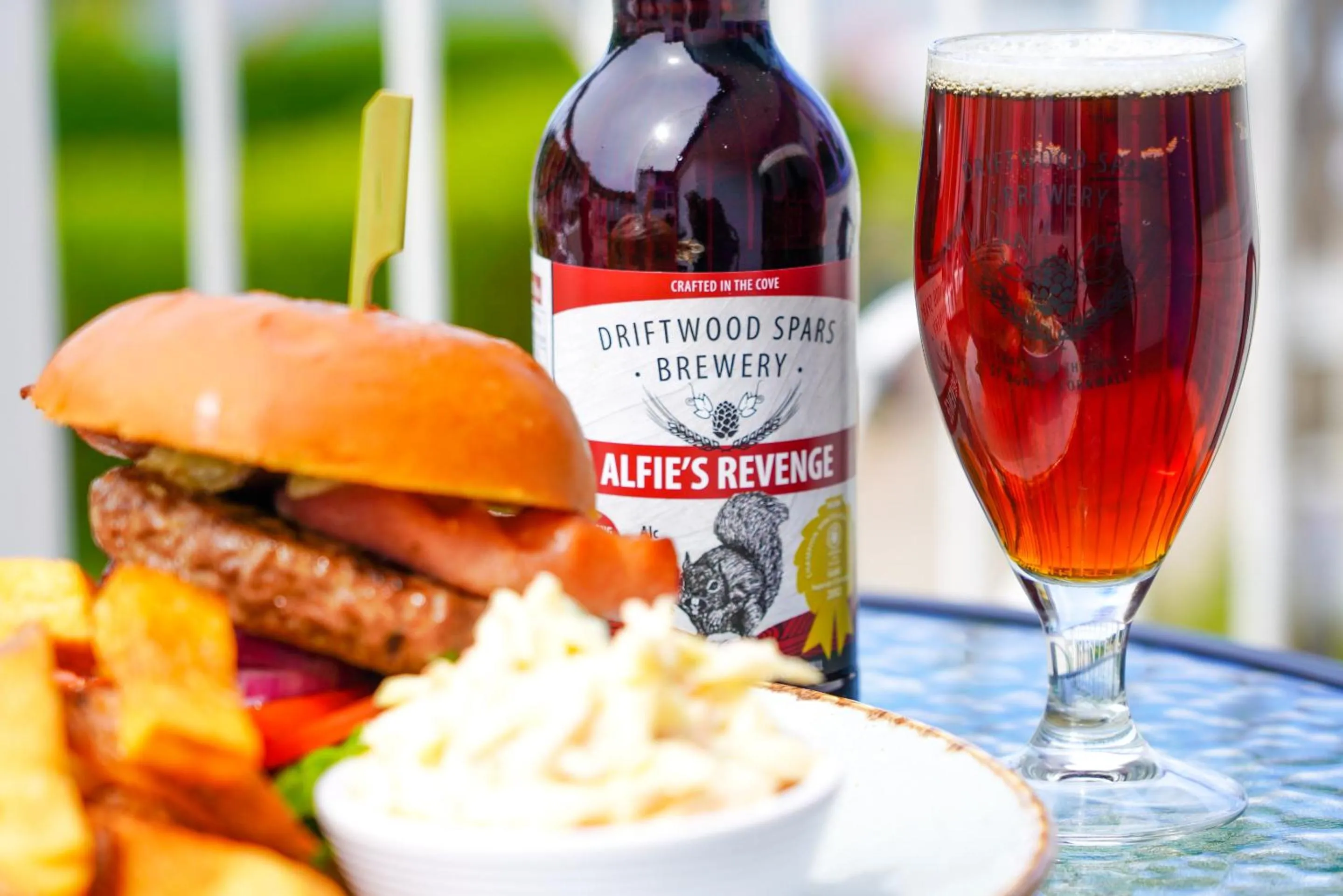 Food and drinks in Driftwood Spars