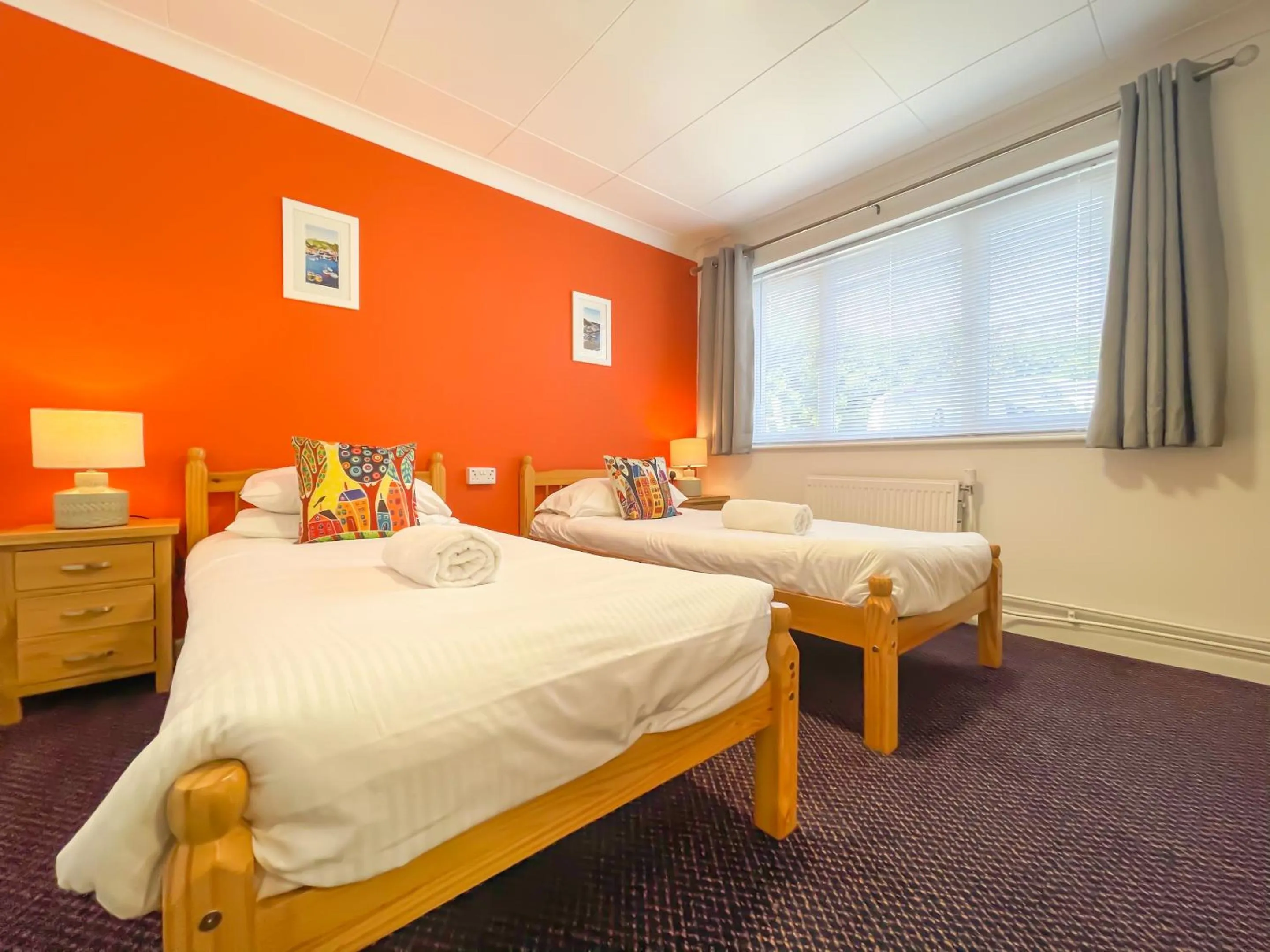 Bedroom, Bed in Driftwood Spars