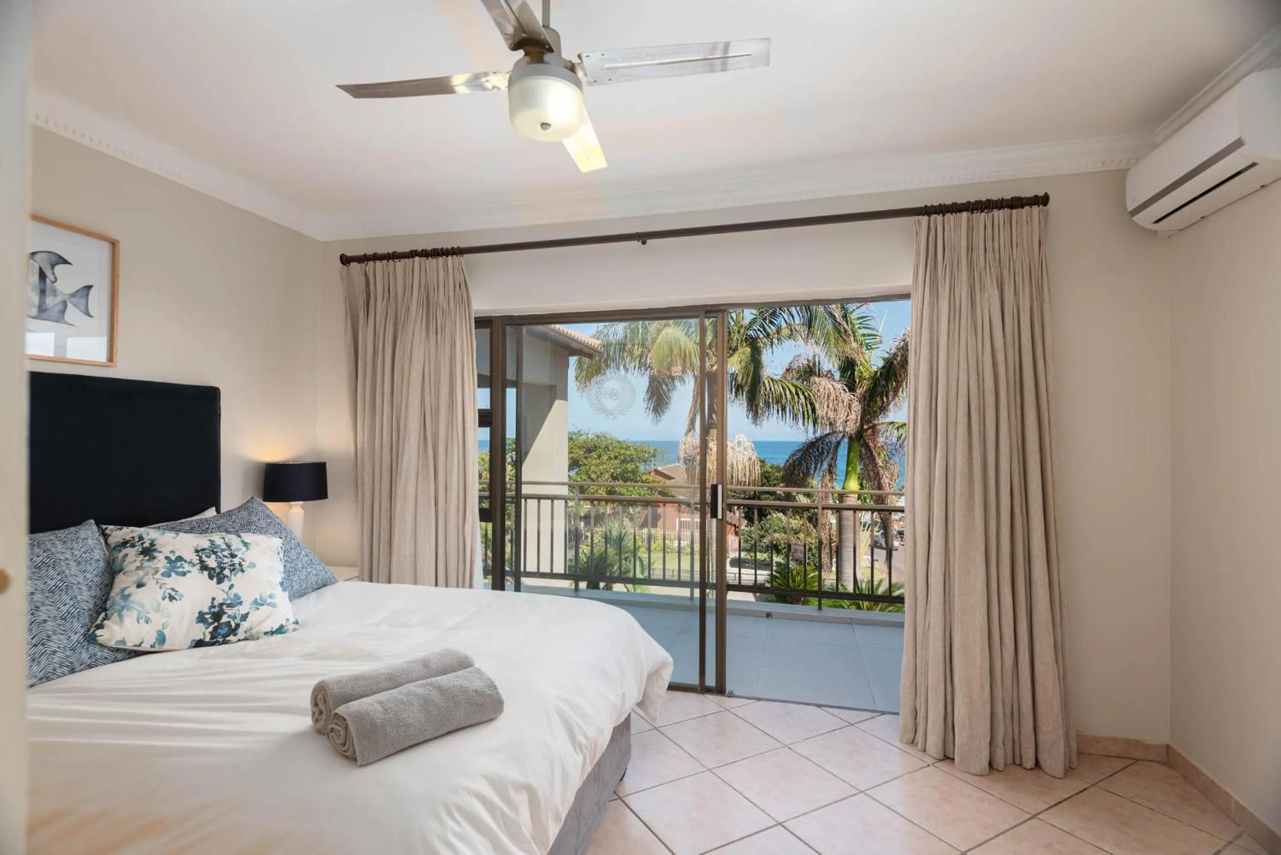 Bed in Shangri-La 6 Bedroom Ballito Beachfront KBW1