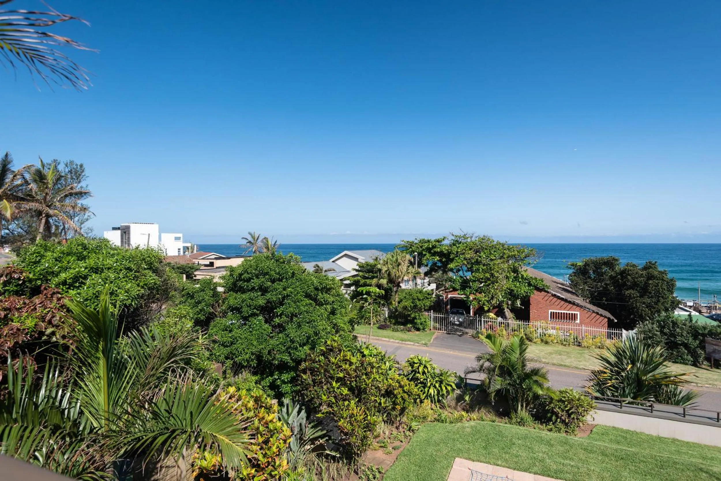 Shangri-La 6 Bedroom Ballito Beachfront KBW1