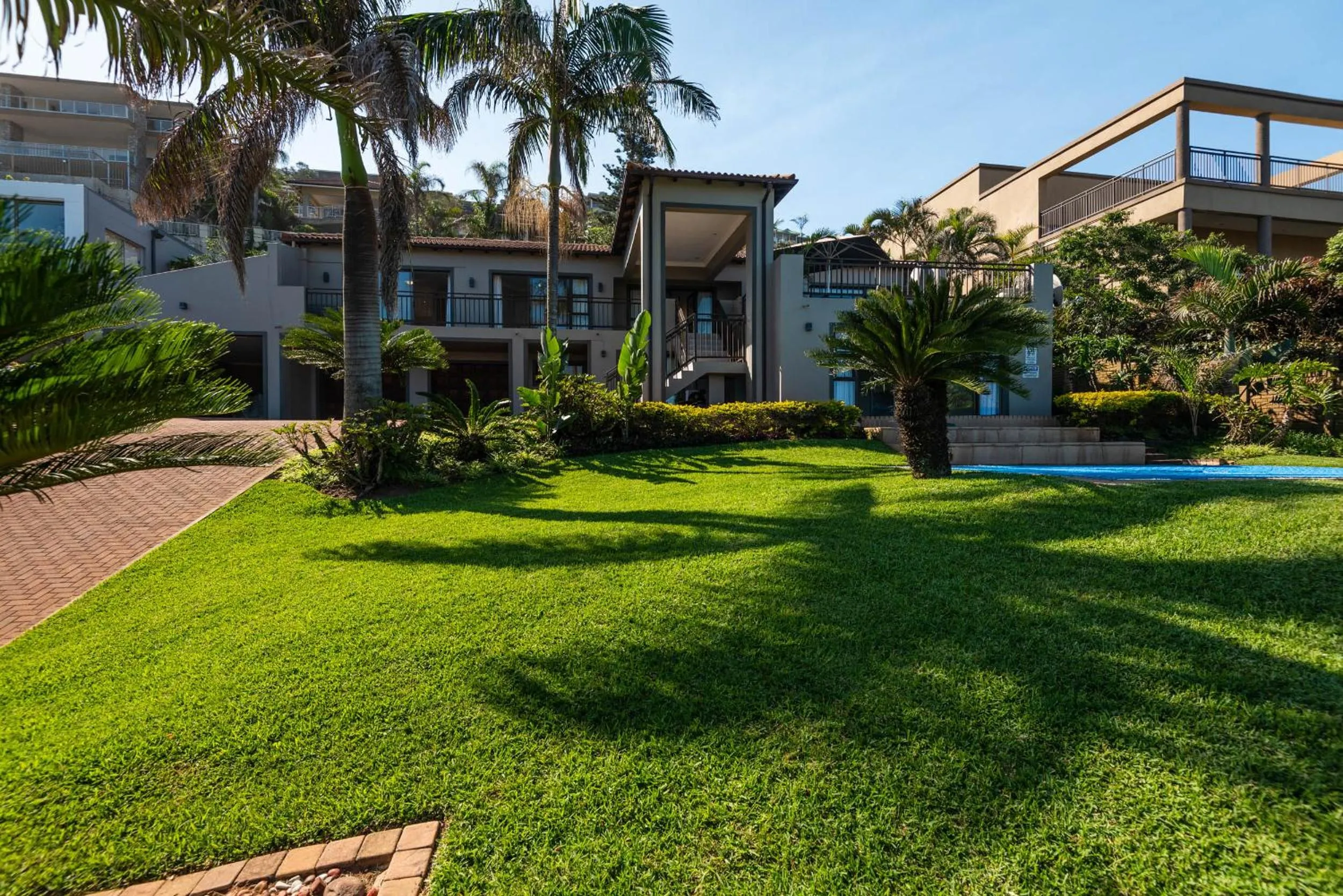 Shangri-La 6 Bedroom Ballito Beachfront KBW1